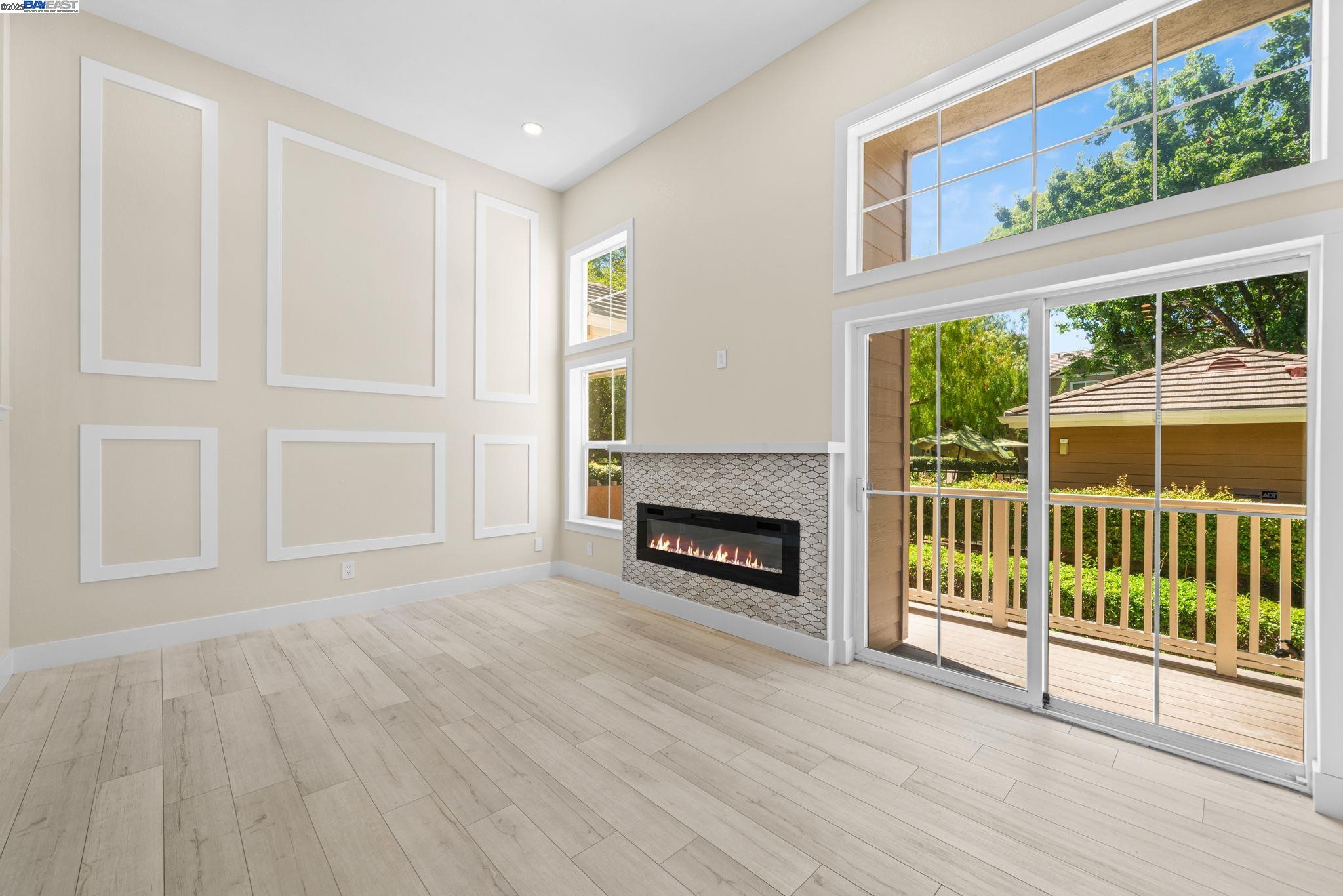 Detail Gallery Image 2 of 41 For 4630 Central Pkwy, Dublin,  CA 94568 - 3 Beds | 2/1 Baths