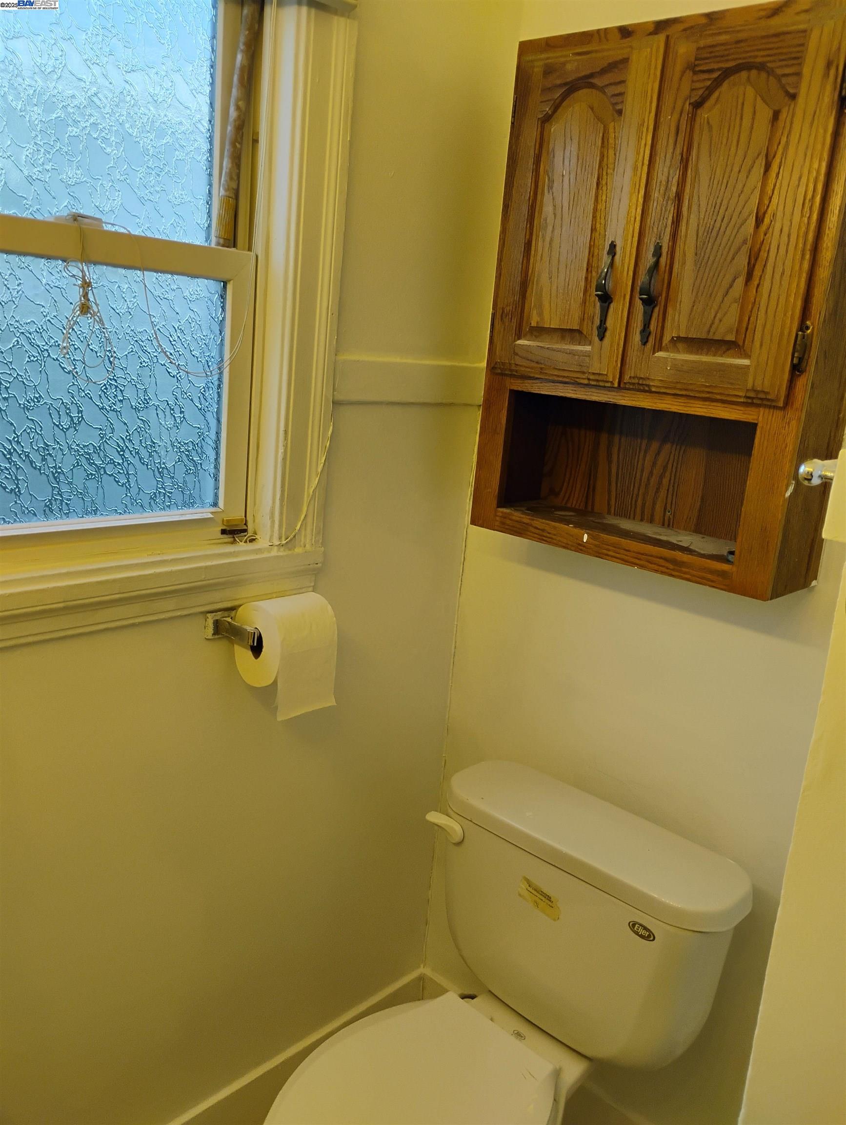 Detail Gallery Image 17 of 49 For 2621 66th Avenue, Oakland,  CA 94605 - 2 Beds | 1 Baths