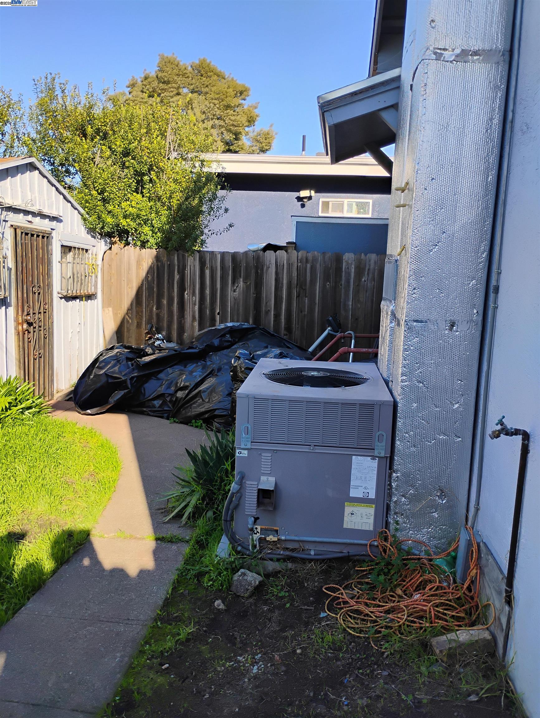 Detail Gallery Image 27 of 49 For 2621 66th Avenue, Oakland,  CA 94605 - 2 Beds | 1 Baths