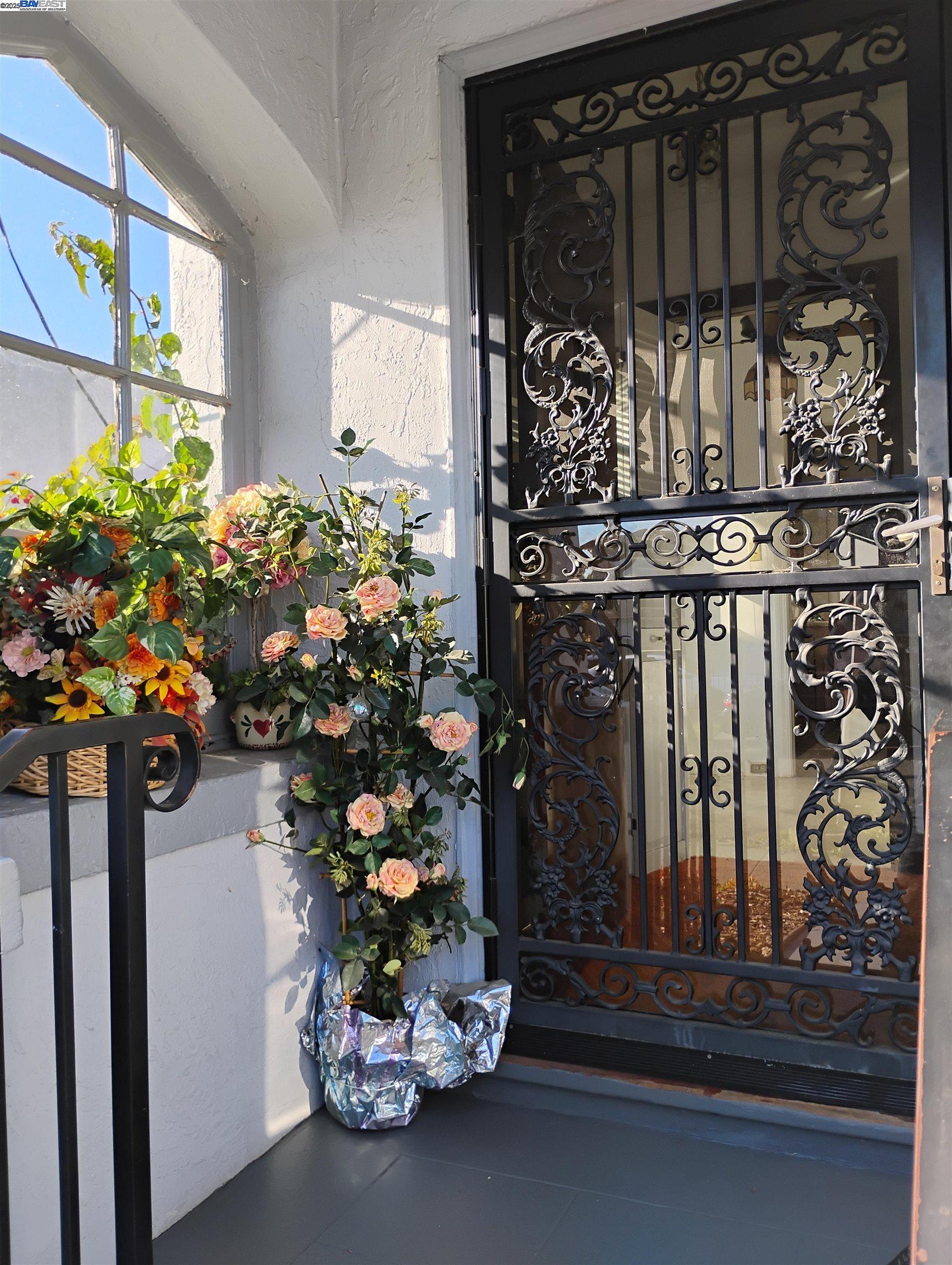 Detail Gallery Image 42 of 49 For 2621 66th Avenue, Oakland,  CA 94605 - 2 Beds | 1 Baths