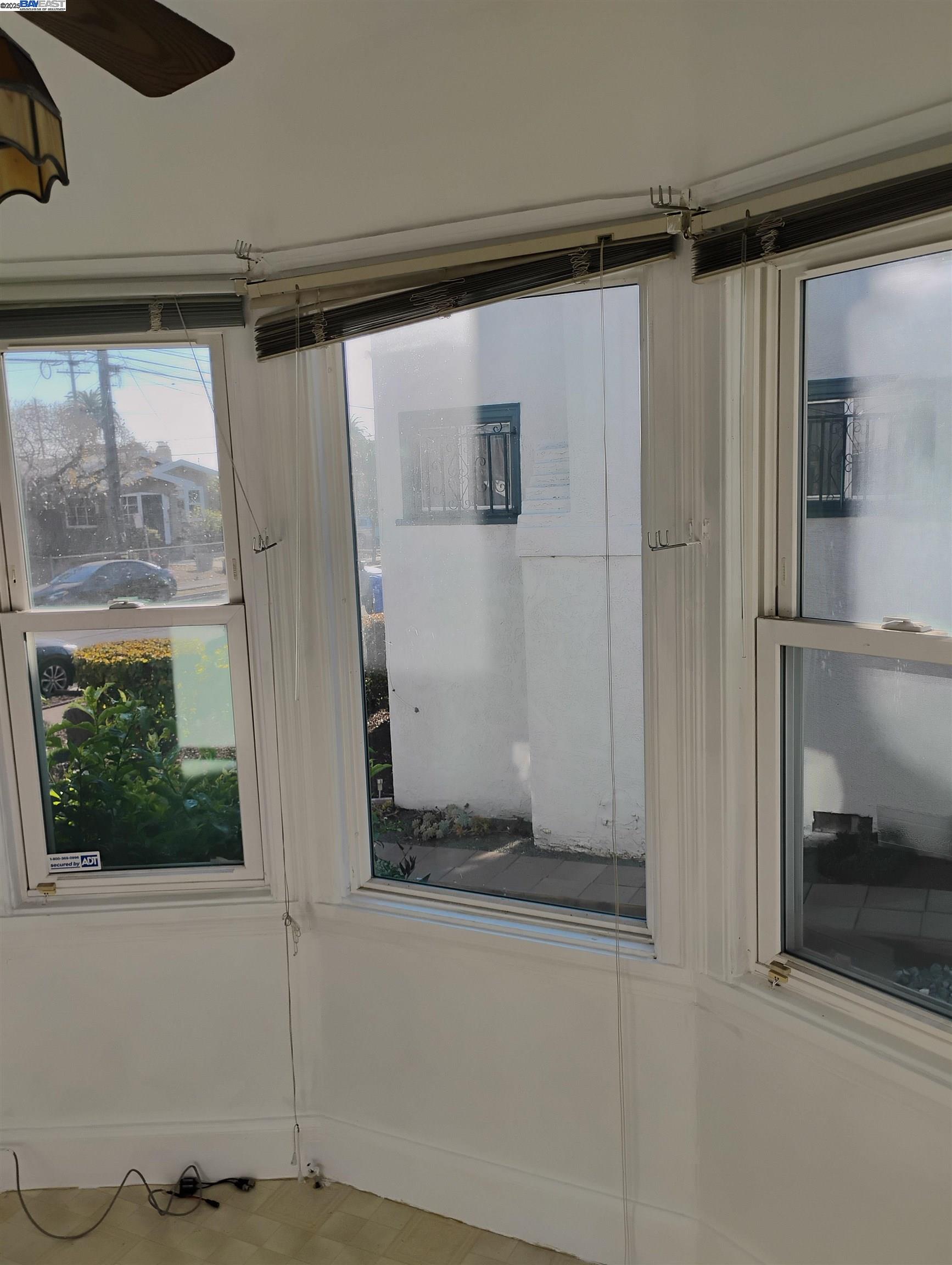 Detail Gallery Image 45 of 49 For 2621 66th Avenue, Oakland,  CA 94605 - 2 Beds | 1 Baths