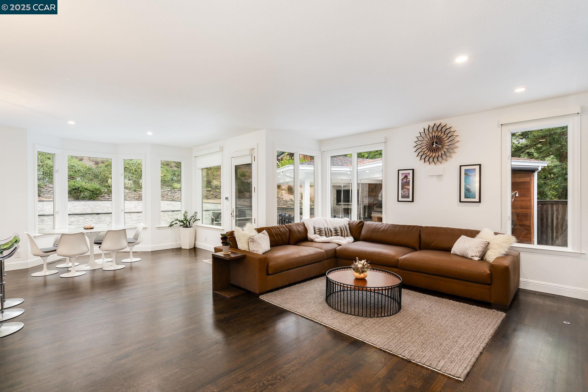 Detail Gallery Image 12 of 38 For 155 Sunhaven Rd, Danville,  CA 94506 - 4 Beds | 3/1 Baths