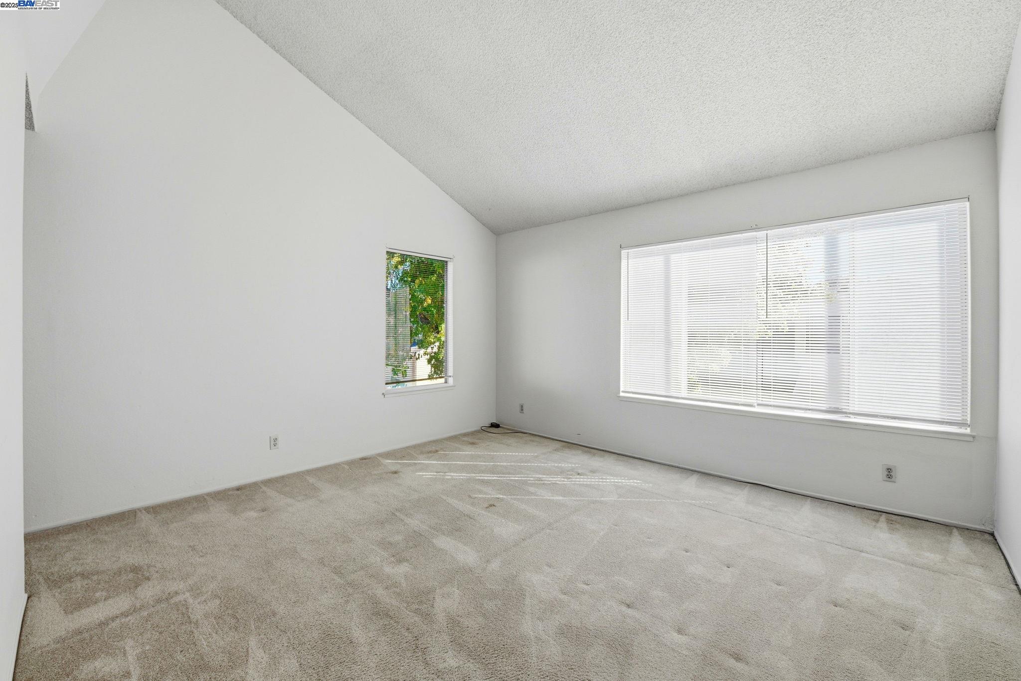 Detail Gallery Image 29 of 41 For 93 Cassia Dr, Hayward,  CA 94544 - 4 Beds | 3/1 Baths