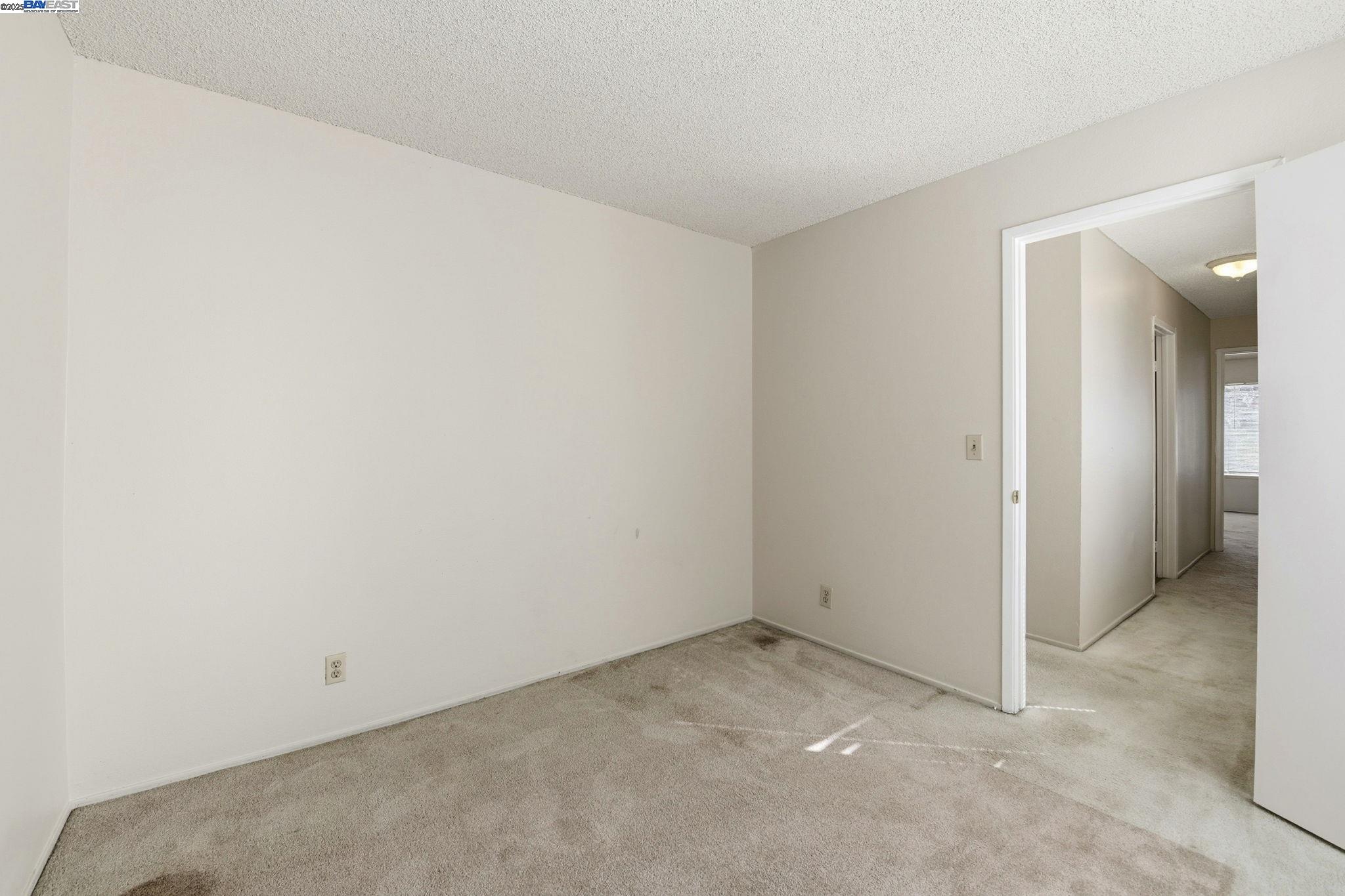 Detail Gallery Image 31 of 41 For 93 Cassia Dr, Hayward,  CA 94544 - 4 Beds | 3/1 Baths