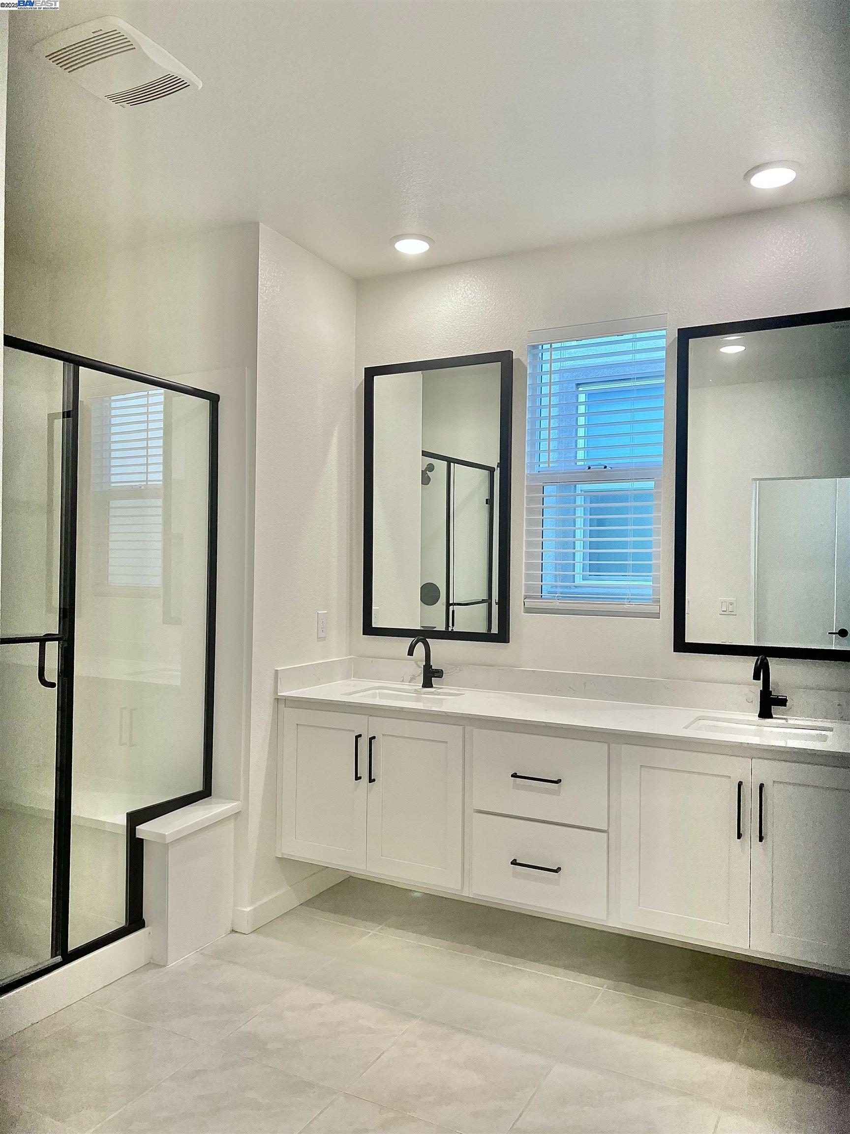 Detail Gallery Image 23 of 31 For 1712 17th St, Oakland,  CA 94607 - 3 Beds | 3/1 Baths