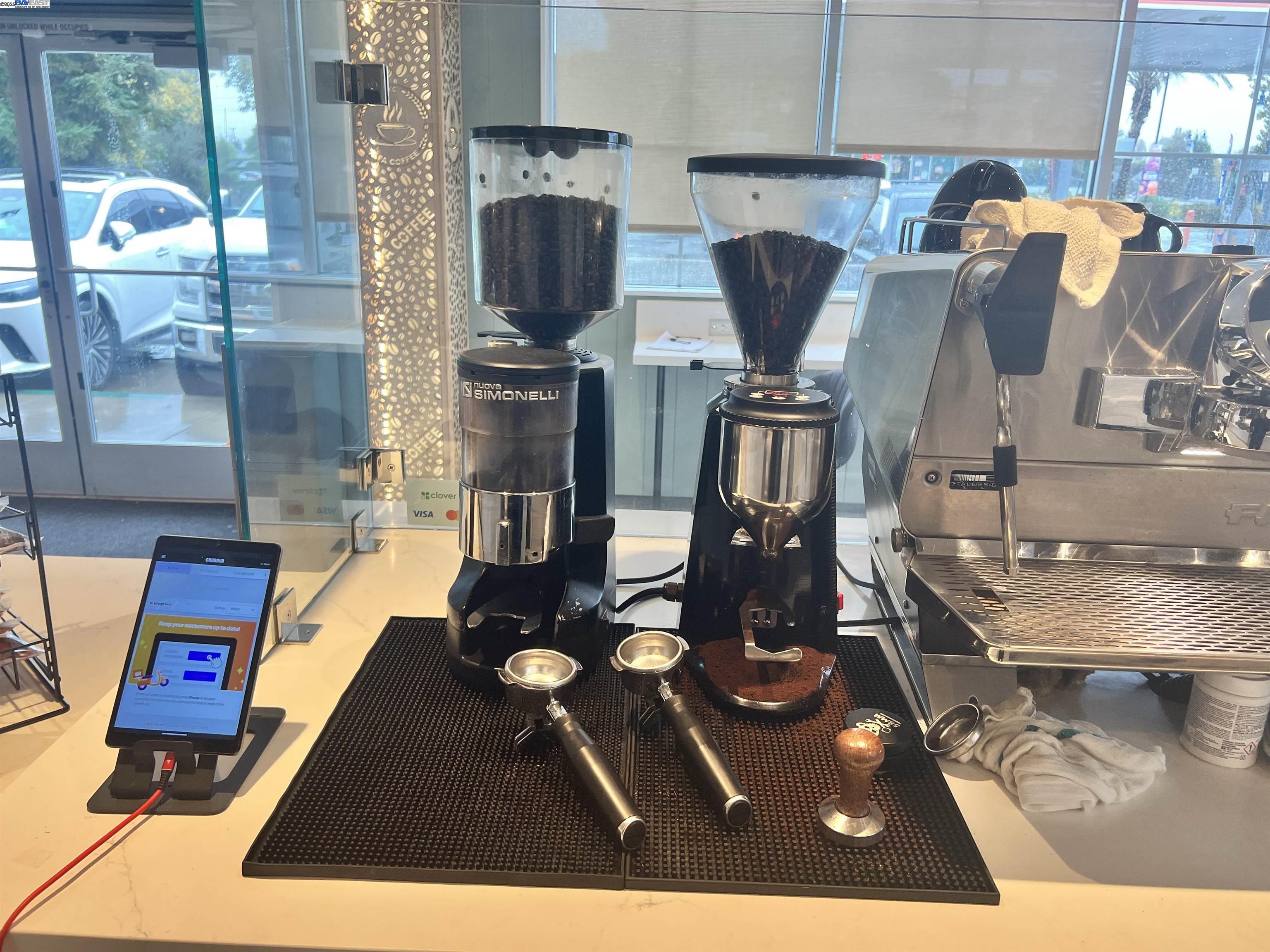 Detail Gallery Image 5 of 24 For , Oakland,  CA 94603 - – Beds | – Baths