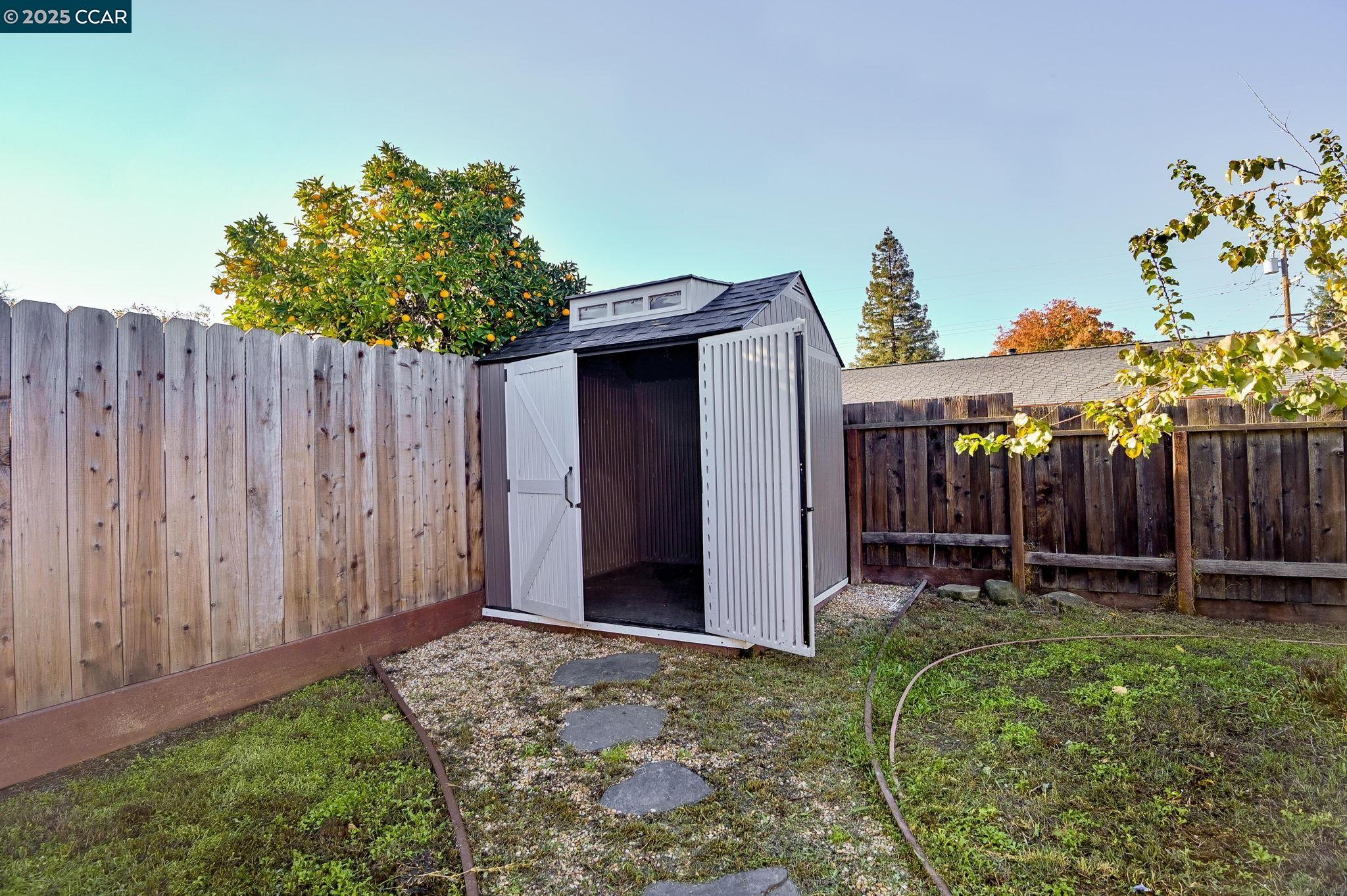 Detail Gallery Image 31 of 37 For 5506 Alaska Dr, Concord,  CA 94521 - 3 Beds | 1/1 Baths