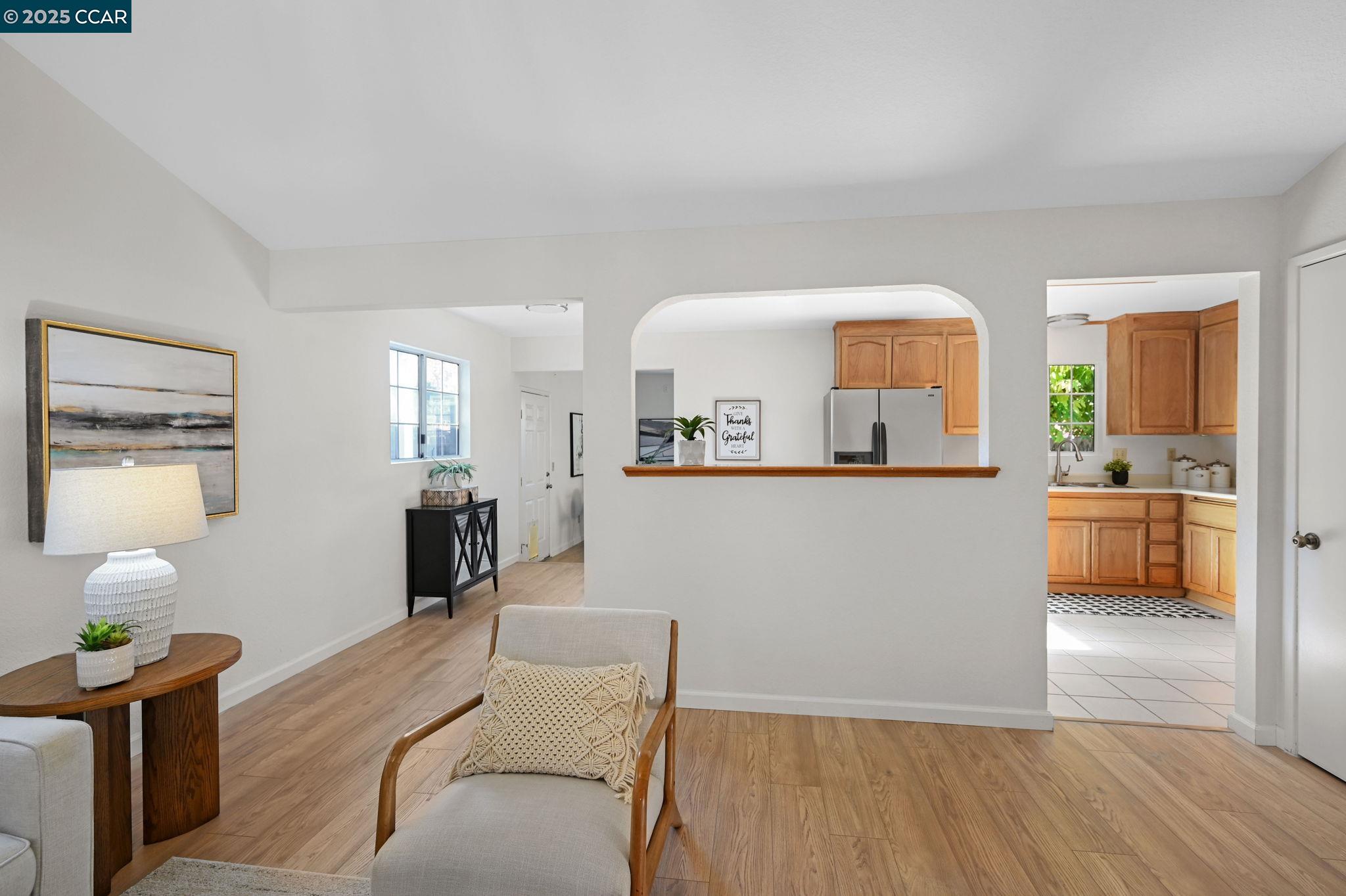 Detail Gallery Image 8 of 37 For 5506 Alaska Dr, Concord,  CA 94521 - 3 Beds | 1/1 Baths