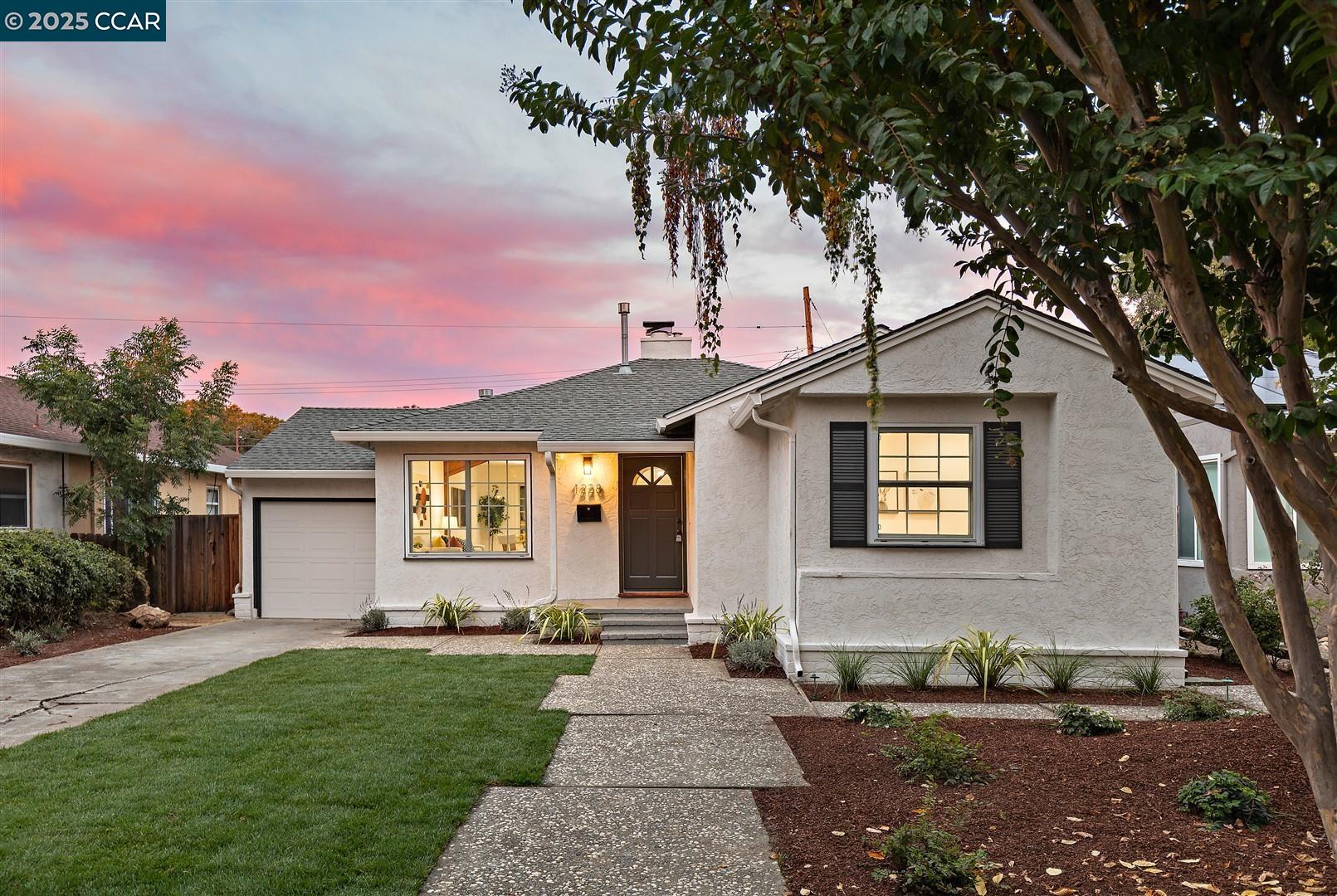 Detail Gallery Image 1 of 27 For 1228 Forrestal Ave, San Jose,  CA 95110 - 2 Beds | 1 Baths