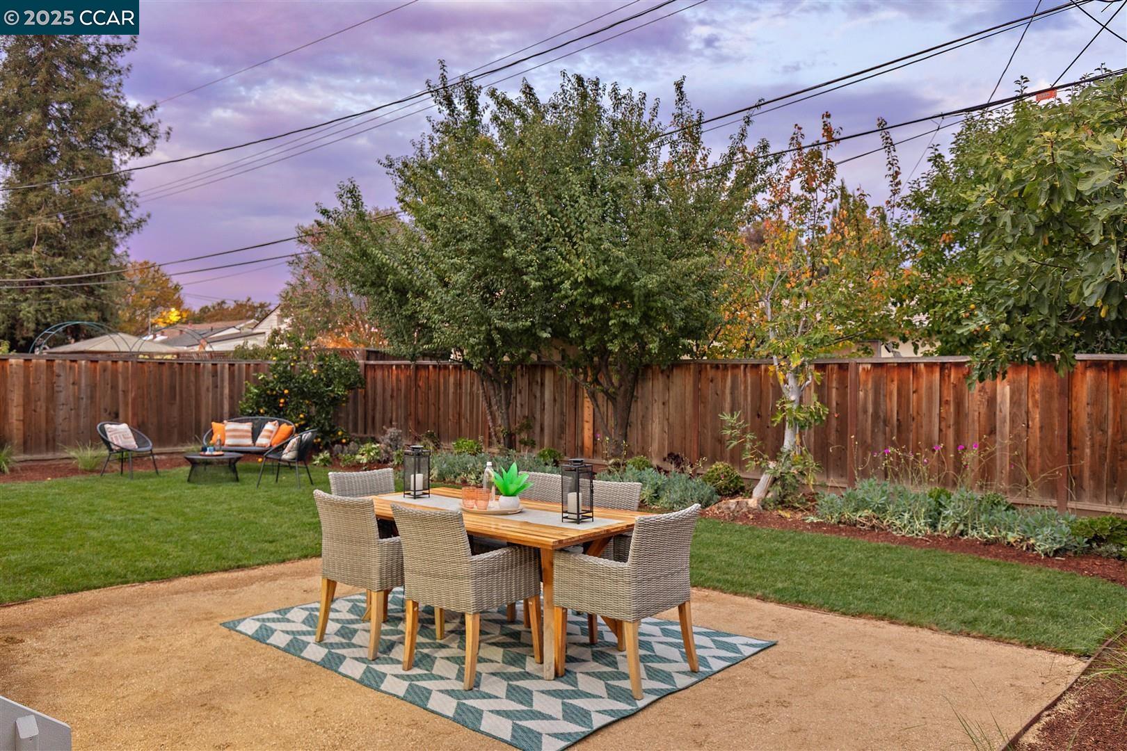 Detail Gallery Image 4 of 27 For 1228 Forrestal Ave, San Jose,  CA 95110 - 2 Beds | 1 Baths