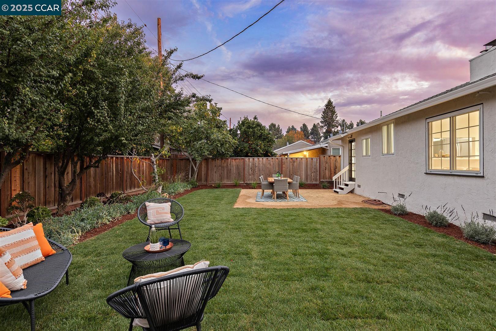 Detail Gallery Image 5 of 27 For 1228 Forrestal Ave, San Jose,  CA 95110 - 2 Beds | 1 Baths