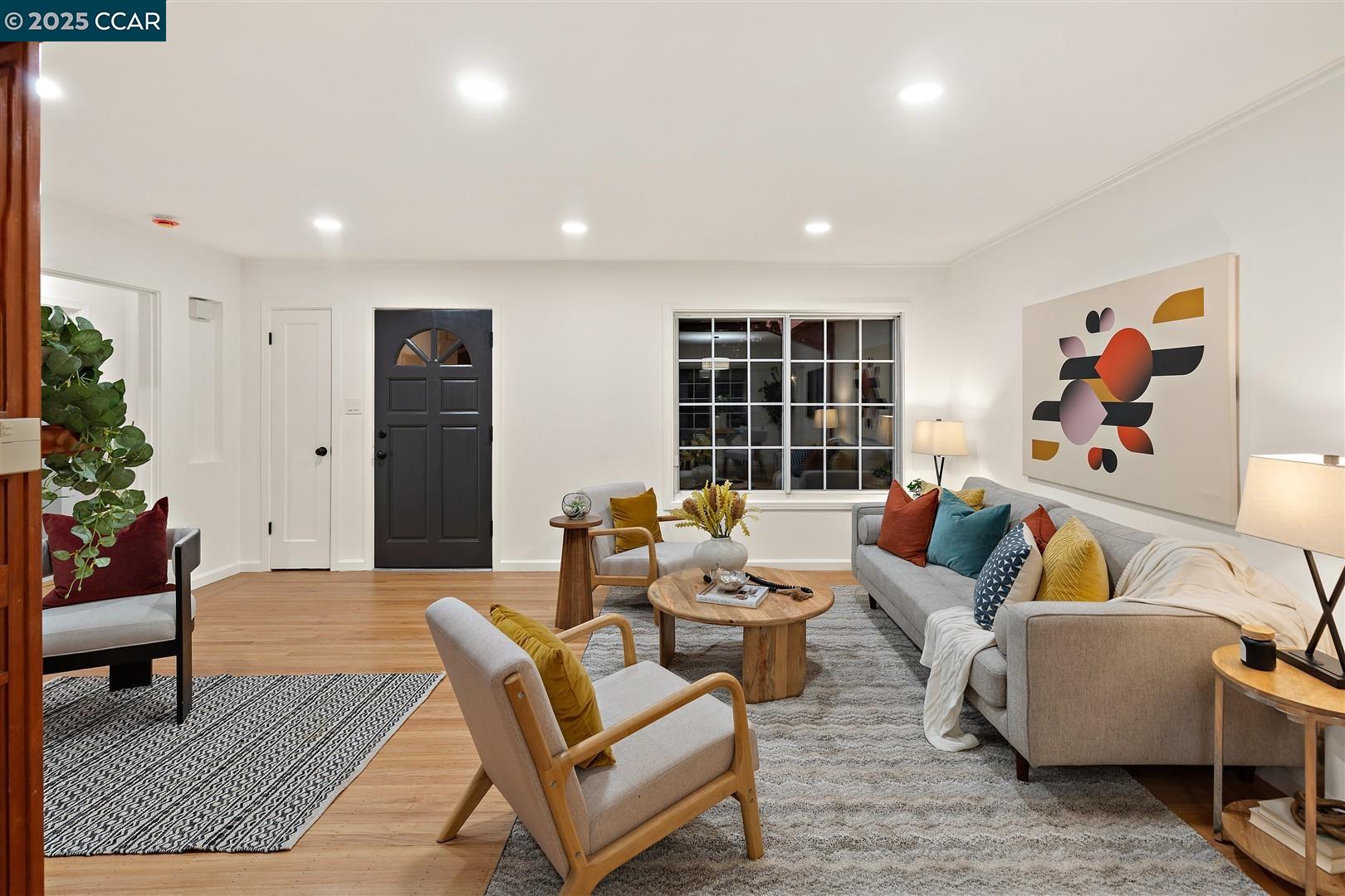 Detail Gallery Image 6 of 27 For 1228 Forrestal Ave, San Jose,  CA 95110 - 2 Beds | 1 Baths