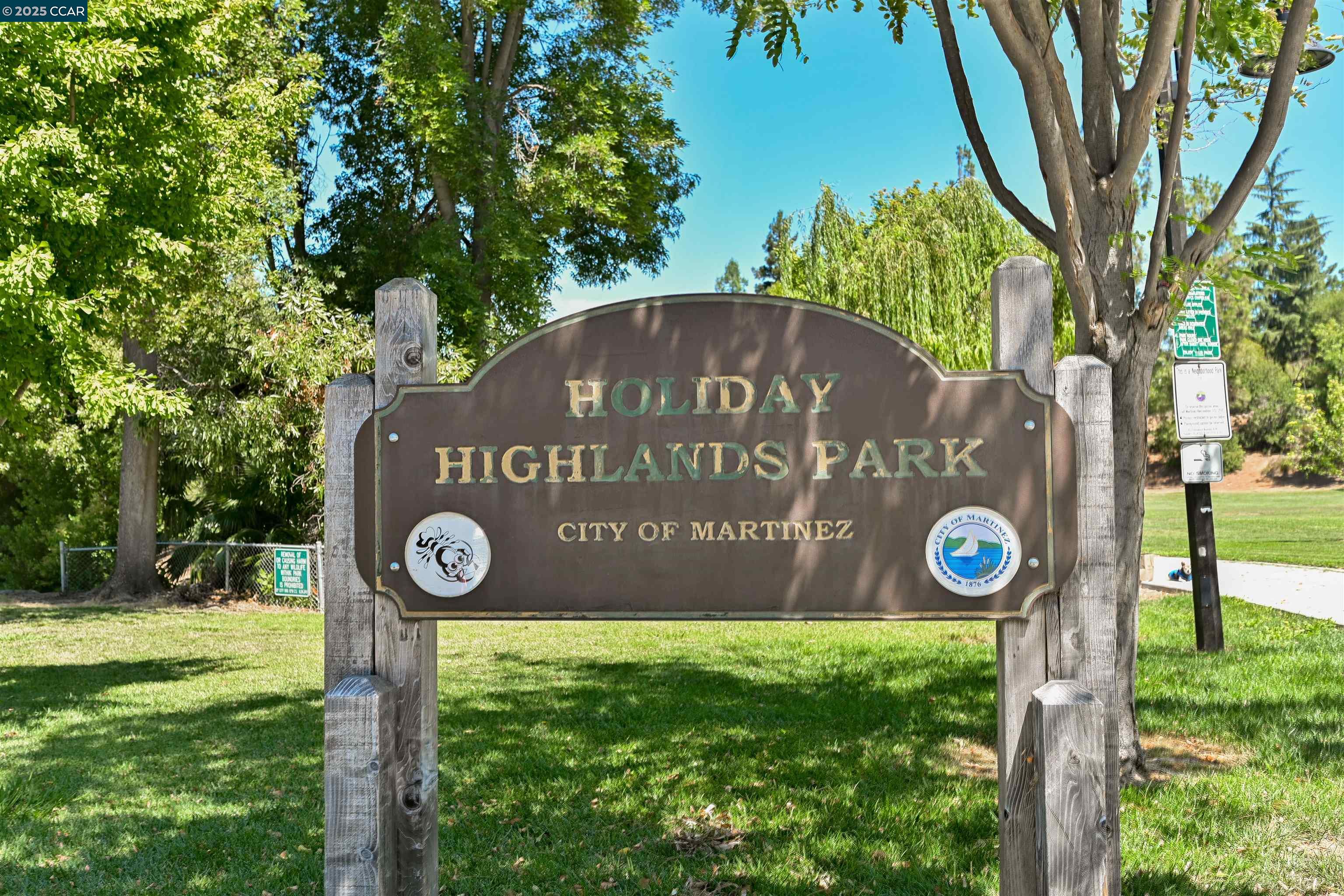 Detail Gallery Image 37 of 45 For 2214 Forsythia Way, Martinez,  CA 94553 - 5 Beds | 2/1 Baths