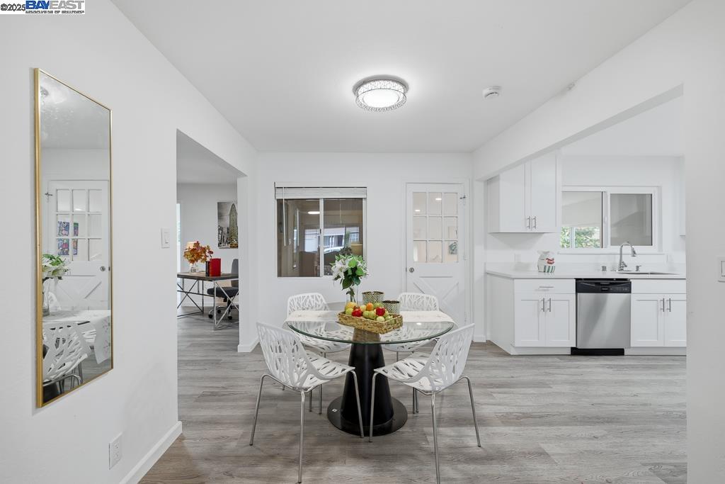 Detail Gallery Image 14 of 57 For 466 Lloyd Ave, San Leandro,  CA 94578 - 3 Beds | 2 Baths