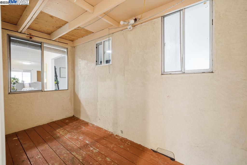 Detail Gallery Image 44 of 57 For 466 Lloyd Ave, San Leandro,  CA 94578 - 3 Beds | 2 Baths