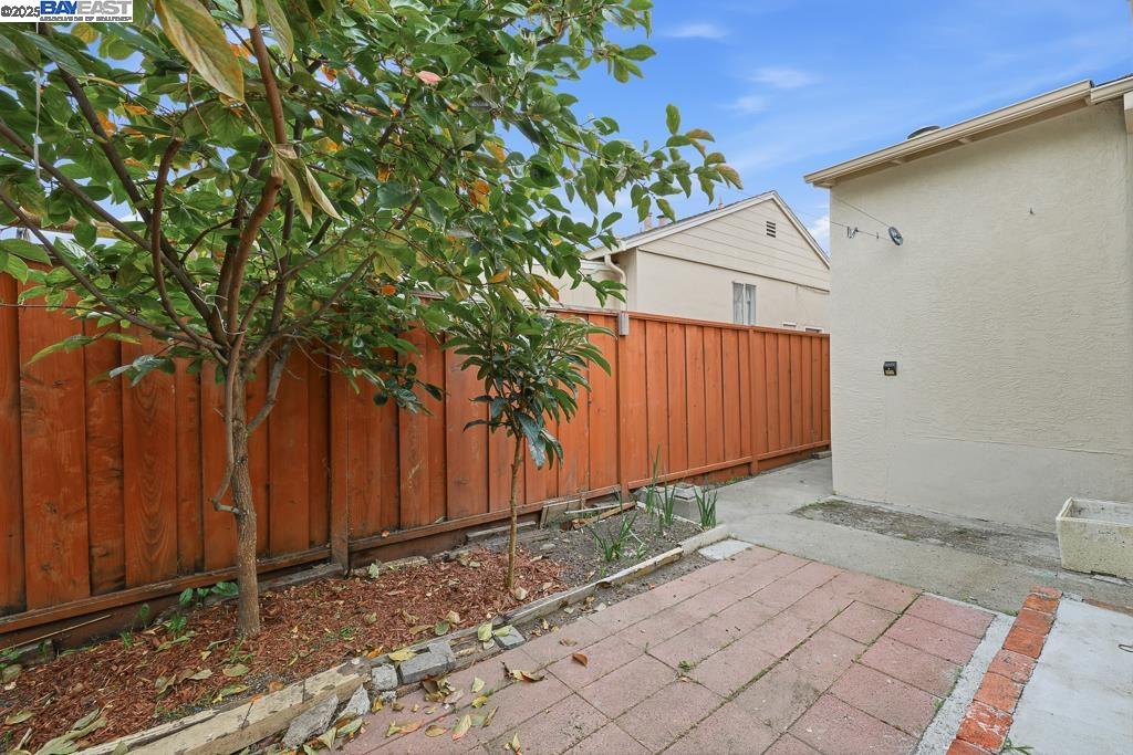 Detail Gallery Image 45 of 57 For 466 Lloyd Ave, San Leandro,  CA 94578 - 3 Beds | 2 Baths