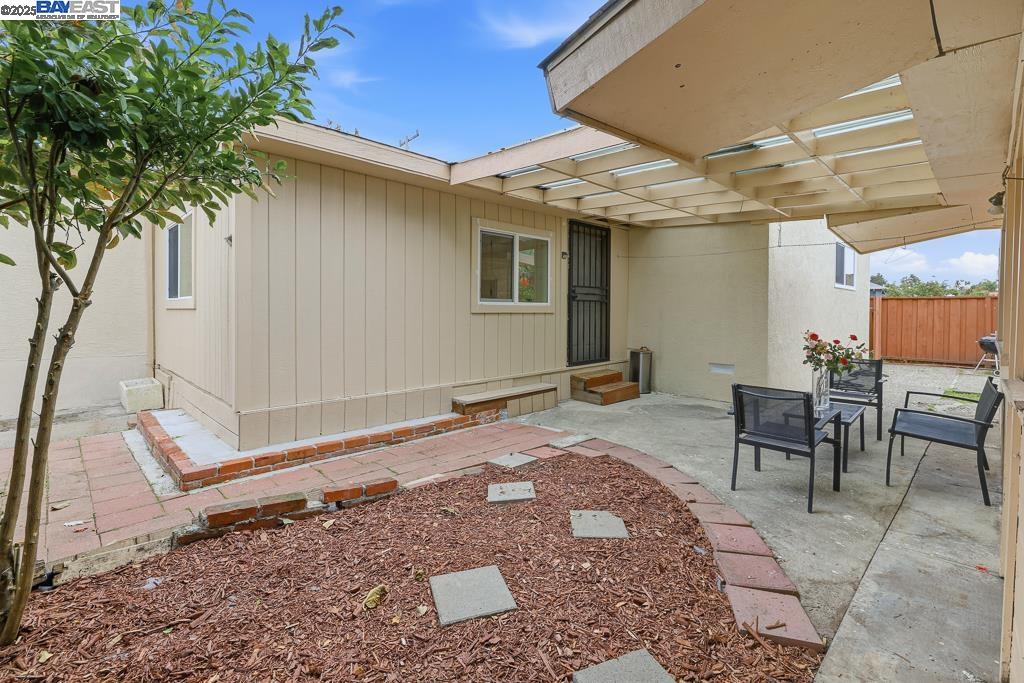 Detail Gallery Image 47 of 57 For 466 Lloyd Ave, San Leandro,  CA 94578 - 3 Beds | 2 Baths