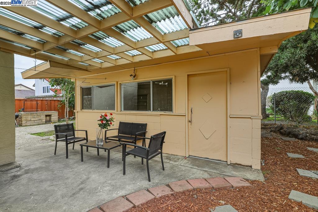 Detail Gallery Image 53 of 57 For 466 Lloyd Ave, San Leandro,  CA 94578 - 3 Beds | 2 Baths