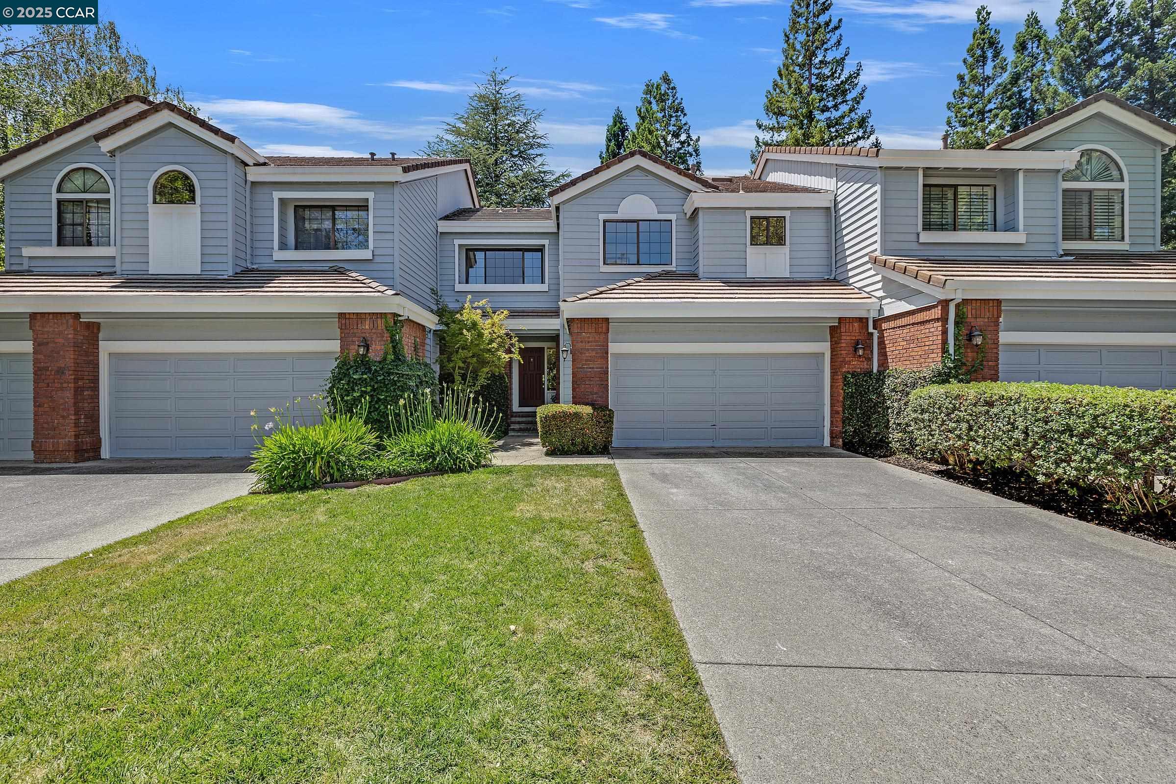 Front Image Thumbnail for CC41117456