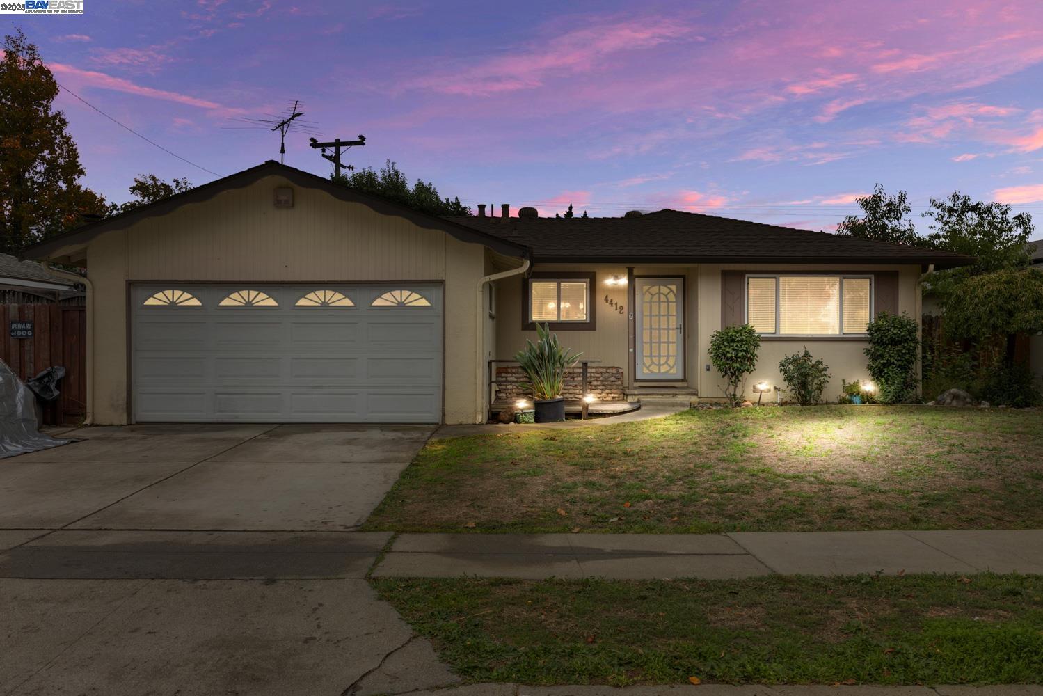 Detail Gallery Image 2 of 46 For 4412 Irvington Ave, Fremont,  CA 94538 - 3 Beds | 2 Baths