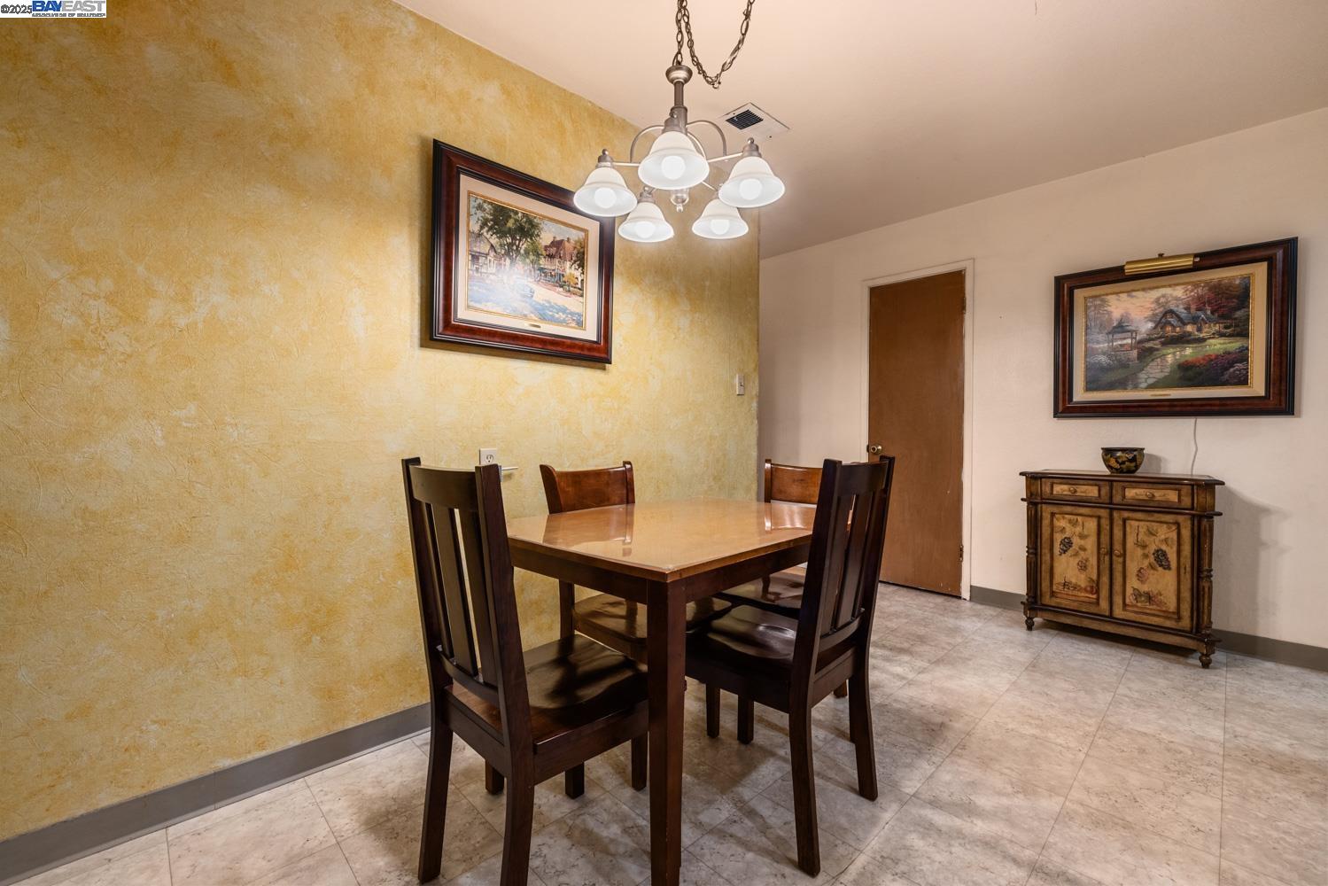 Detail Gallery Image 12 of 46 For 4412 Irvington Ave, Fremont,  CA 94538 - 3 Beds | 2 Baths