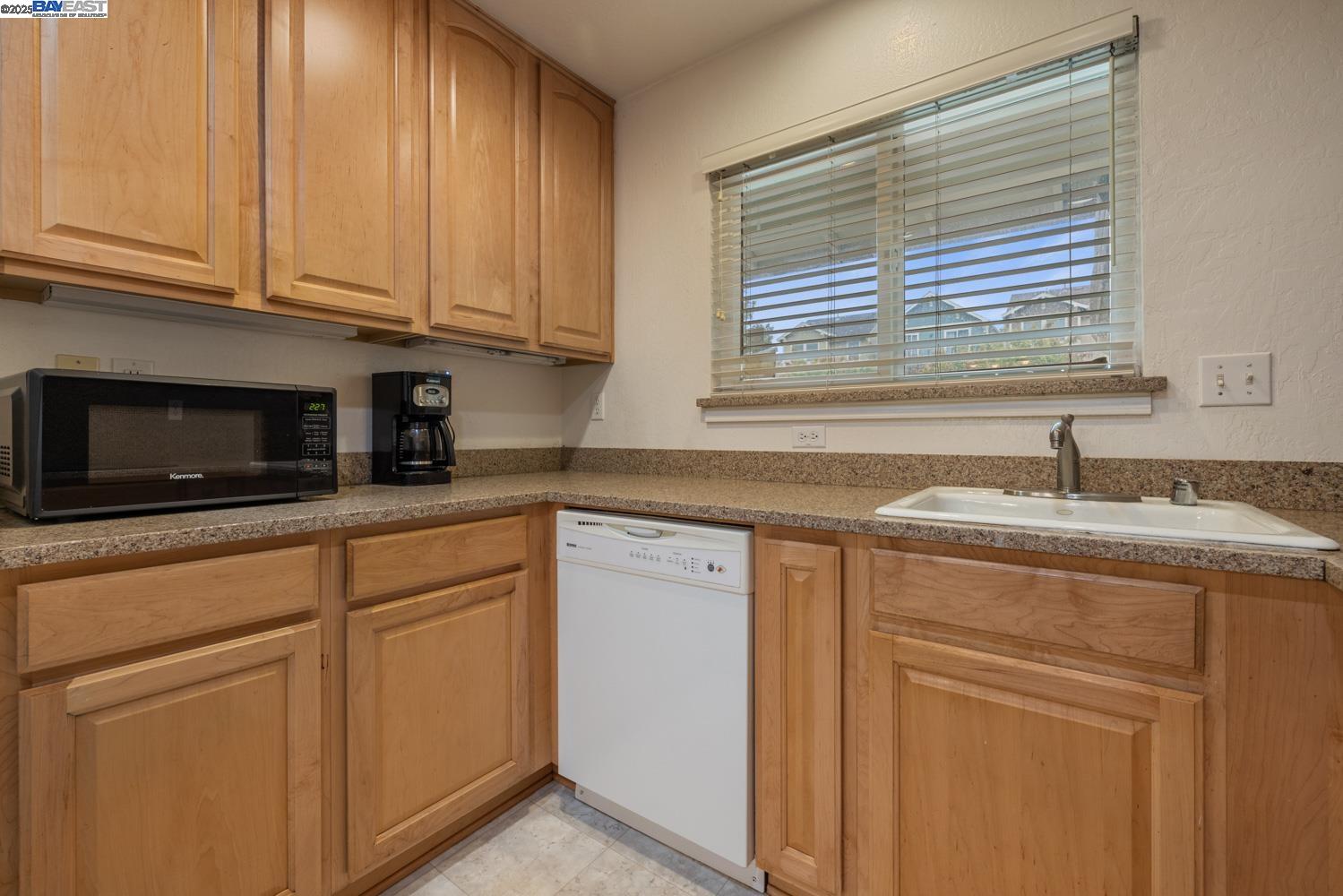 Detail Gallery Image 15 of 46 For 4412 Irvington Ave, Fremont,  CA 94538 - 3 Beds | 2 Baths