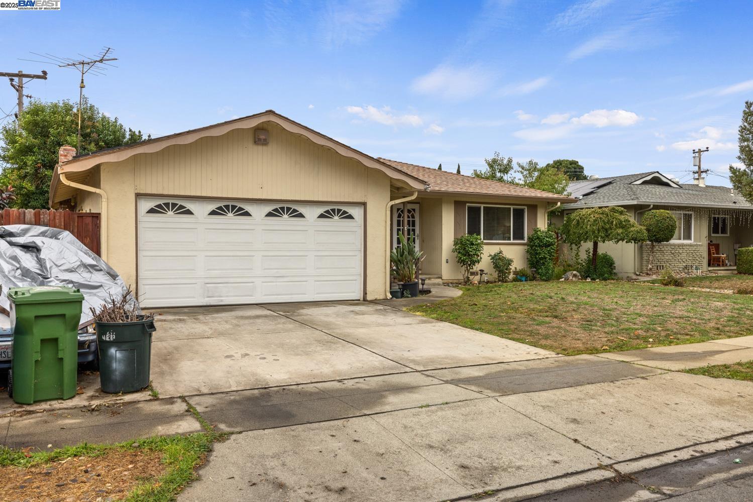 Detail Gallery Image 4 of 46 For 4412 Irvington Ave, Fremont,  CA 94538 - 3 Beds | 2 Baths