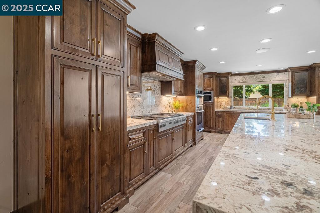 Detail Gallery Image 16 of 60 For 221 El Sobrante Dr, Danville,  CA 94526 - 4 Beds | 6 Baths