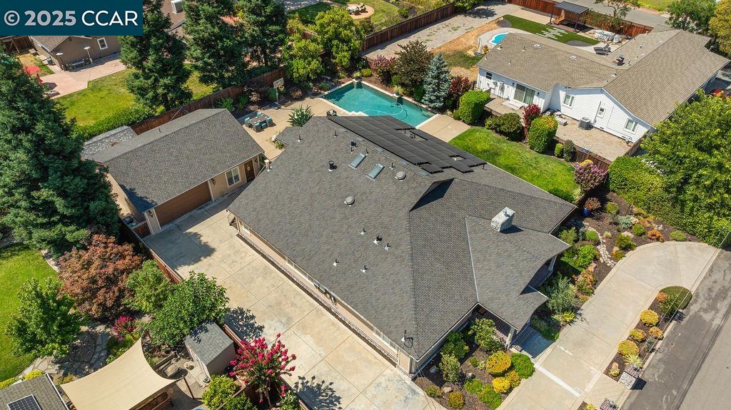 Detail Gallery Image 55 of 60 For 221 El Sobrante Dr, Danville,  CA 94526 - 4 Beds | 6 Baths