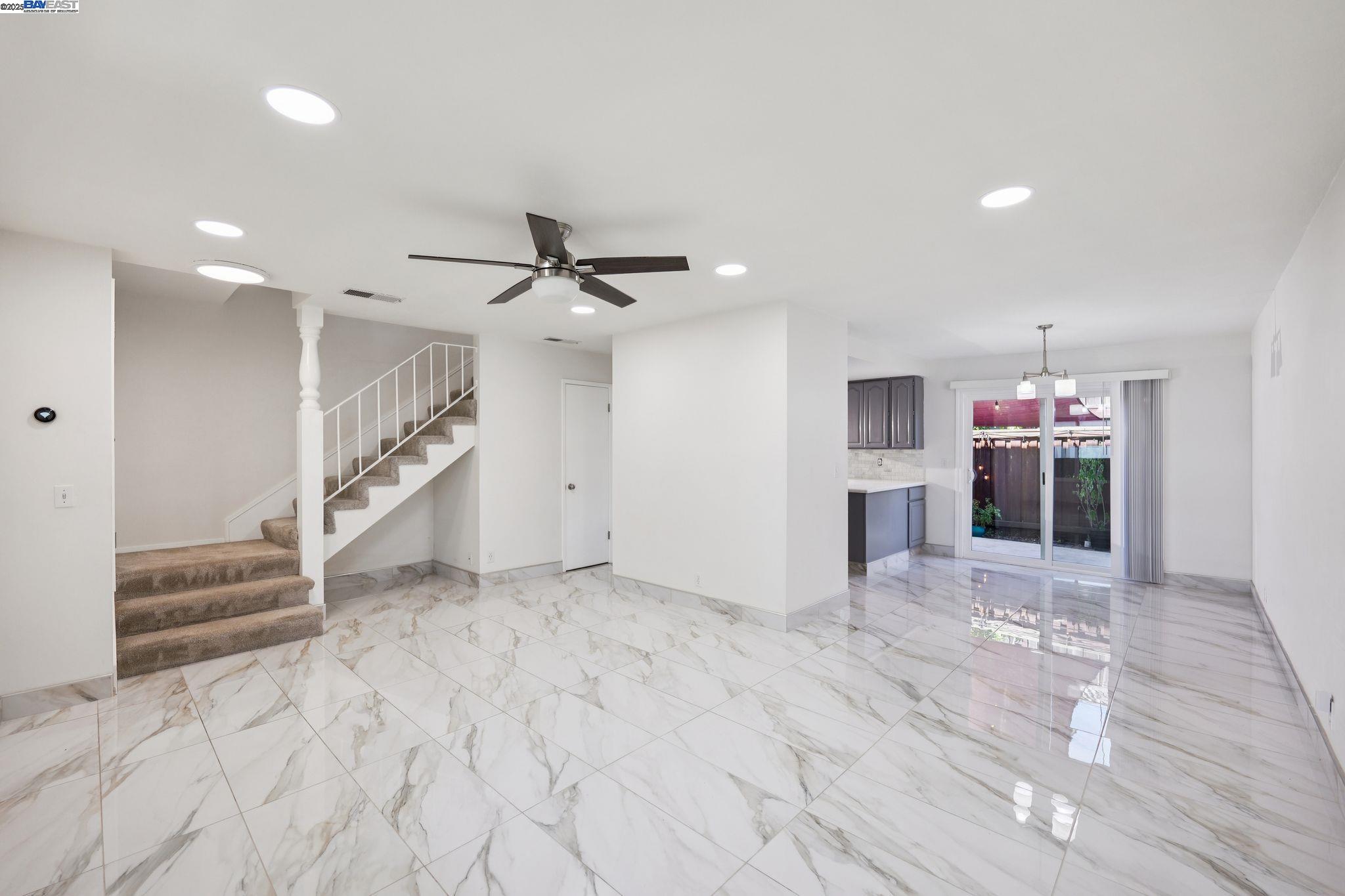 Detail Gallery Image 3 of 40 For 560 La Copita Ct, San Ramon,  CA 94583 - 3 Beds | 1/1 Baths