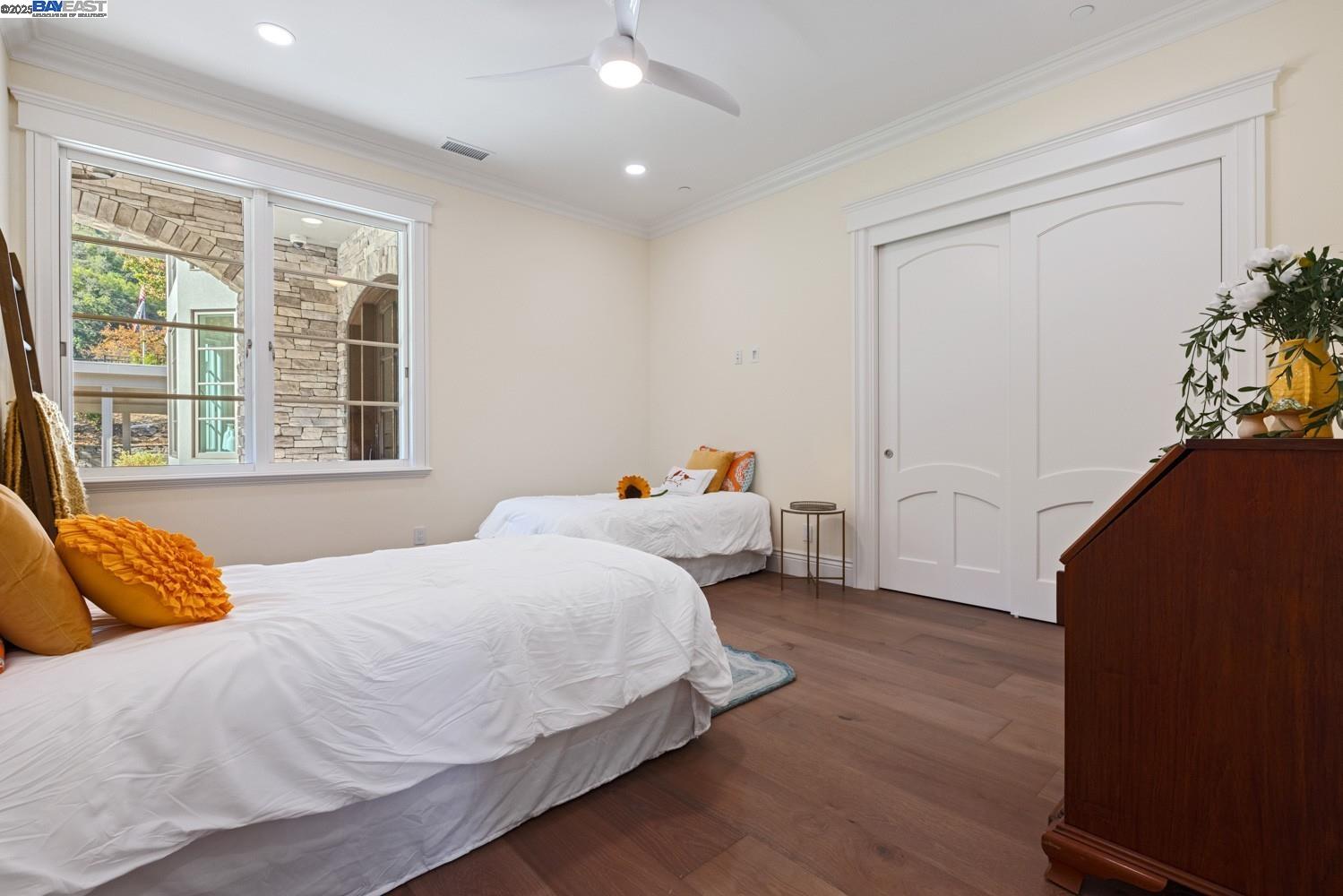 Detail Gallery Image 18 of 35 For 700 Clipper Hill, Danville,  CA 94526-2314 - 6 Beds | 6 Baths