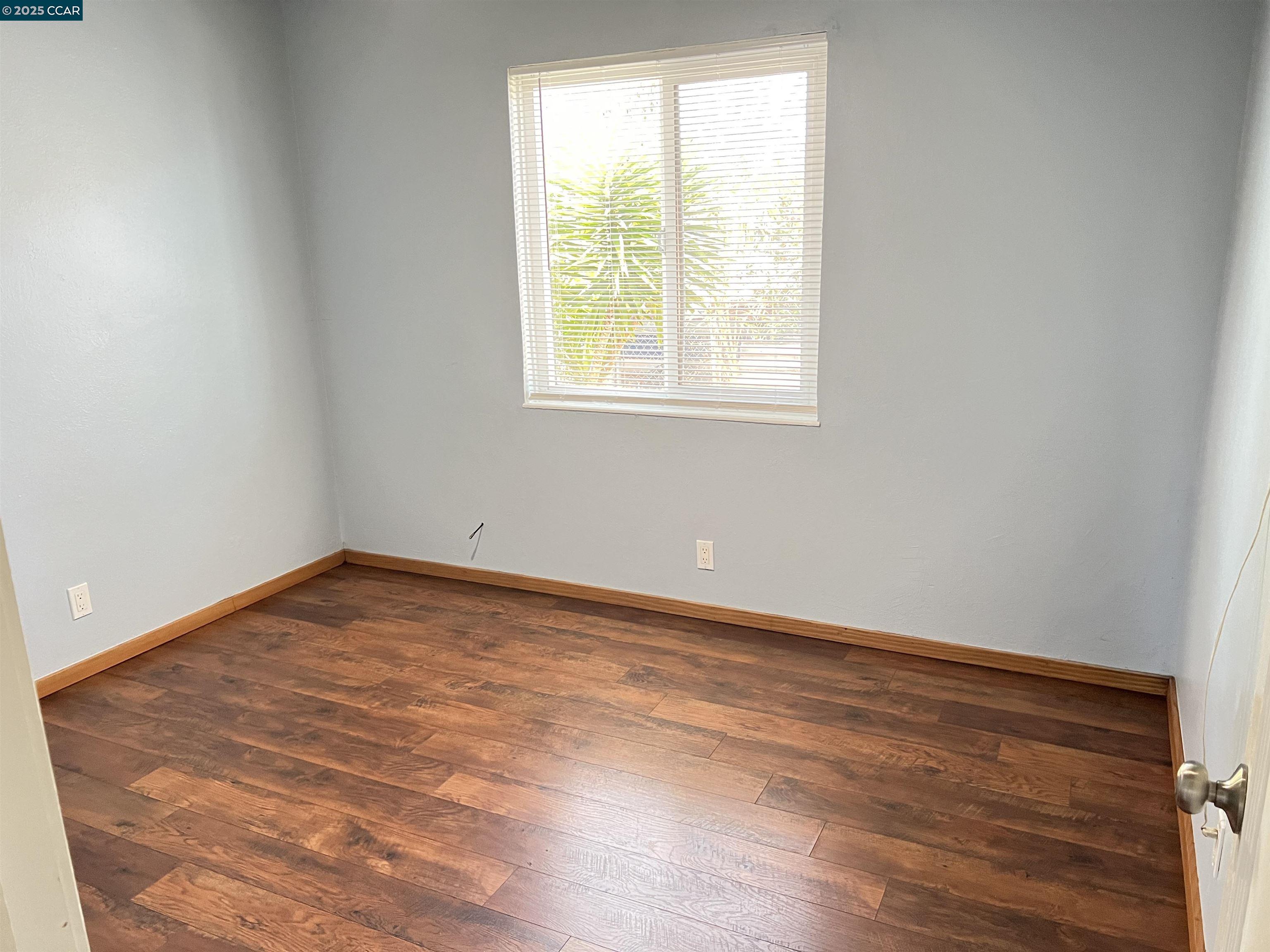 Detail Gallery Image 15 of 19 For 91 Bonnie Dr, San Pablo,  CA 94806 - 4 Beds | 2 Baths