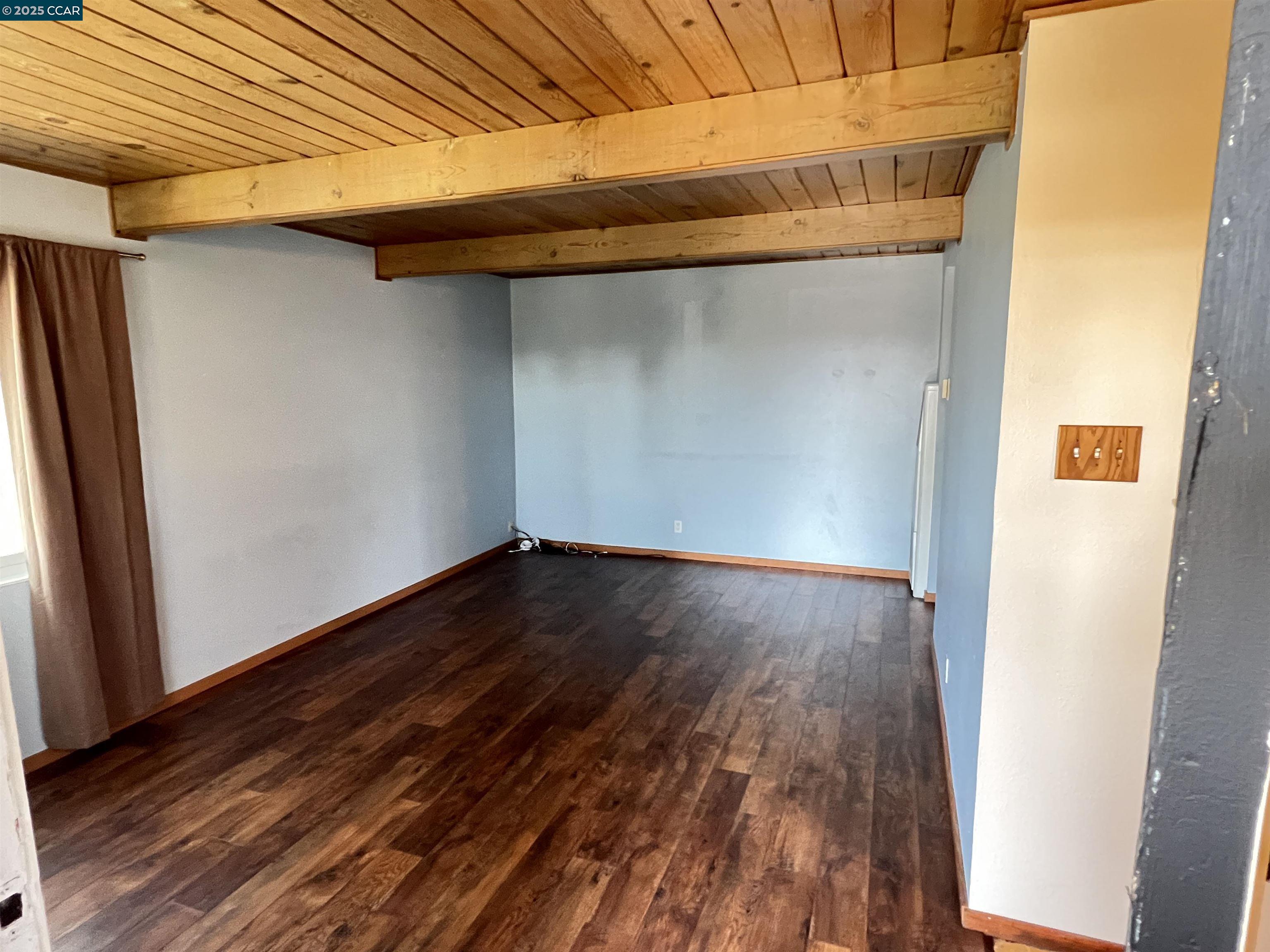 Detail Gallery Image 8 of 19 For 91 Bonnie Dr, San Pablo,  CA 94806 - 4 Beds | 2 Baths