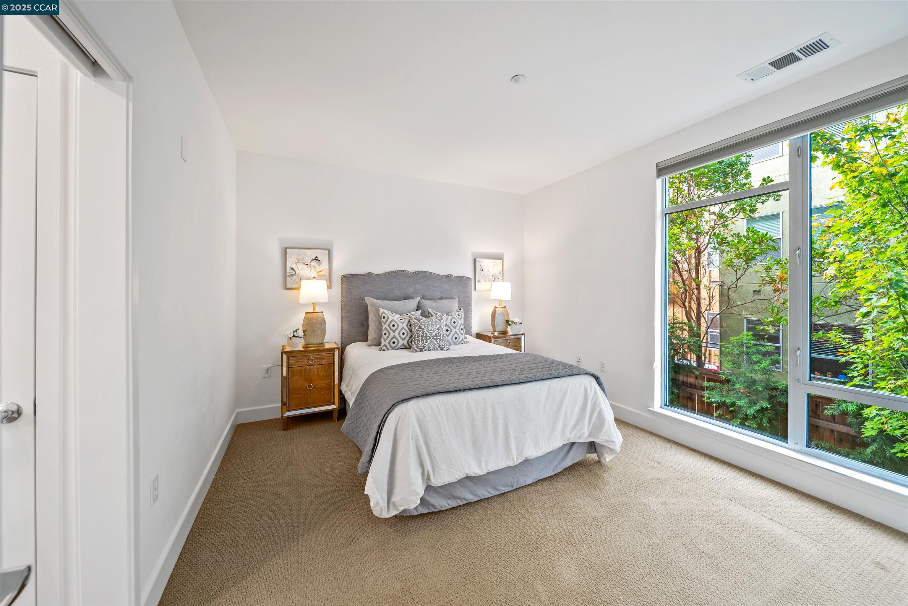 Detail Gallery Image 20 of 38 For 555 Ygnacio Valley Rd #204,  Walnut Creek,  CA 94596 - 1 Beds | 1/1 Baths