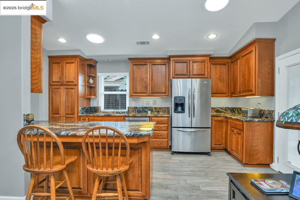 Detail Gallery Image 8 of 26 For 4234 Sequoia Dr., Oakley,  CA 94561 - 3 Beds | 2 Baths