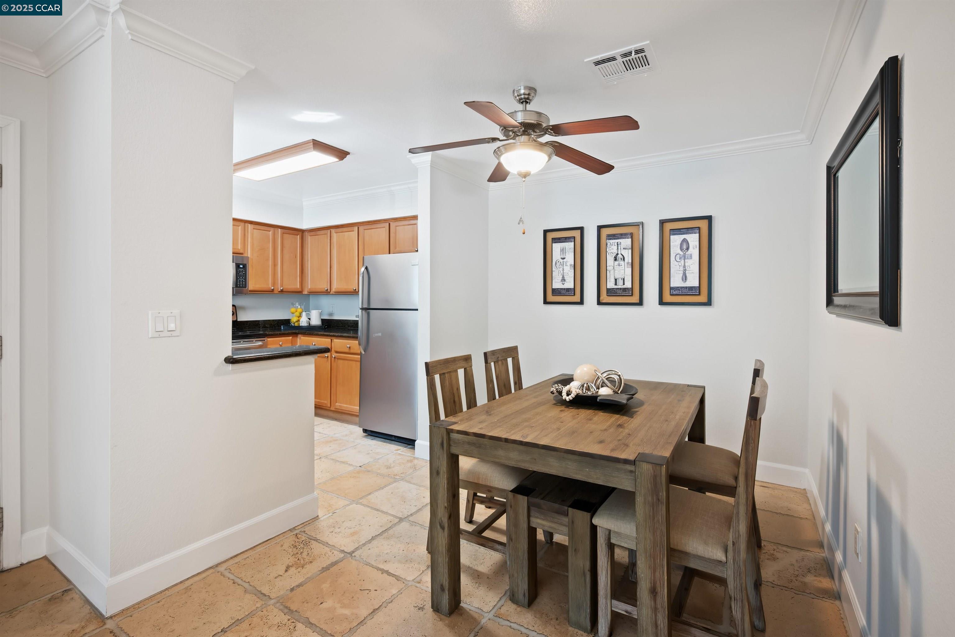 Detail Gallery Image 13 of 36 For 332 Eastridge Dr, San Ramon,  CA 94582 - 2 Beds | 2 Baths