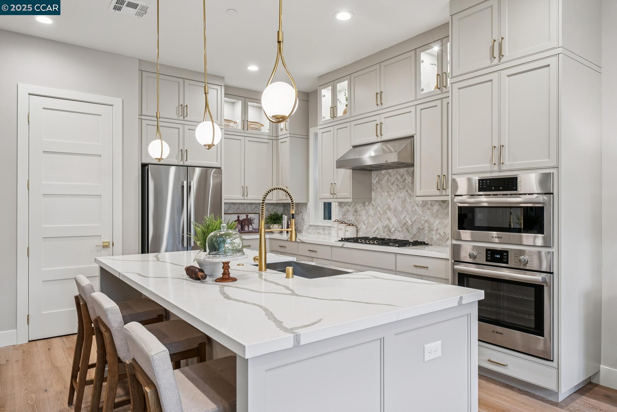 Detail Gallery Image 12 of 41 For 259 Haleena Place, Walnut Creek,  CA 94596 - 4 Beds | 3/1 Baths