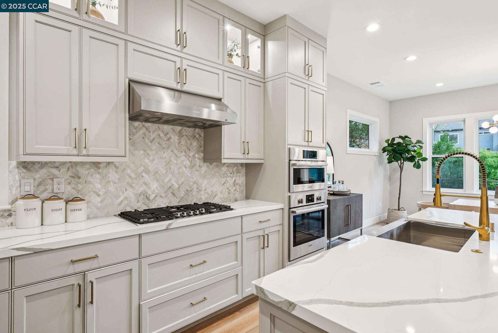 Detail Gallery Image 14 of 41 For 259 Haleena Place, Walnut Creek,  CA 94596 - 4 Beds | 3/1 Baths