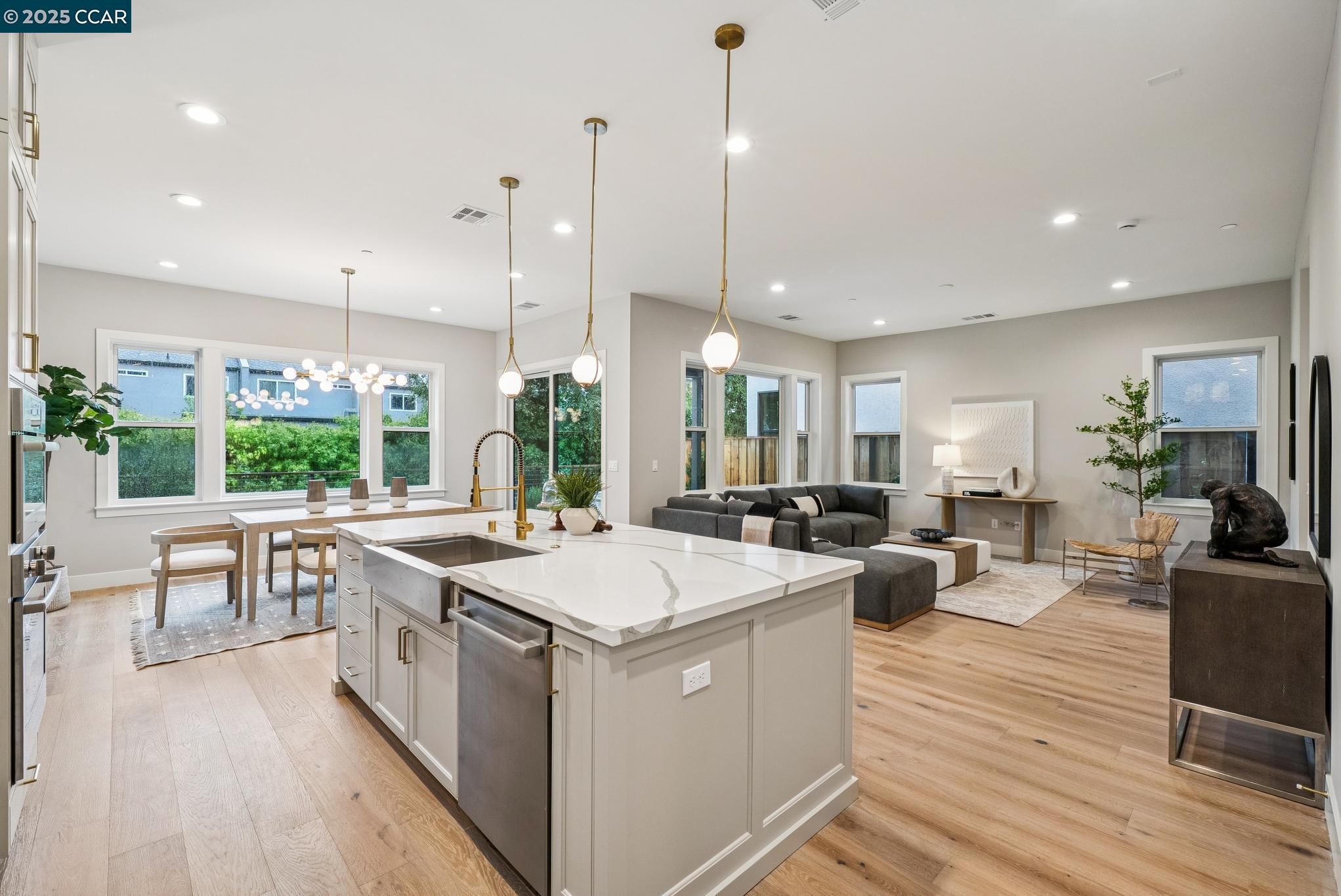 Detail Gallery Image 15 of 41 For 259 Haleena Place, Walnut Creek,  CA 94596 - 4 Beds | 3/1 Baths