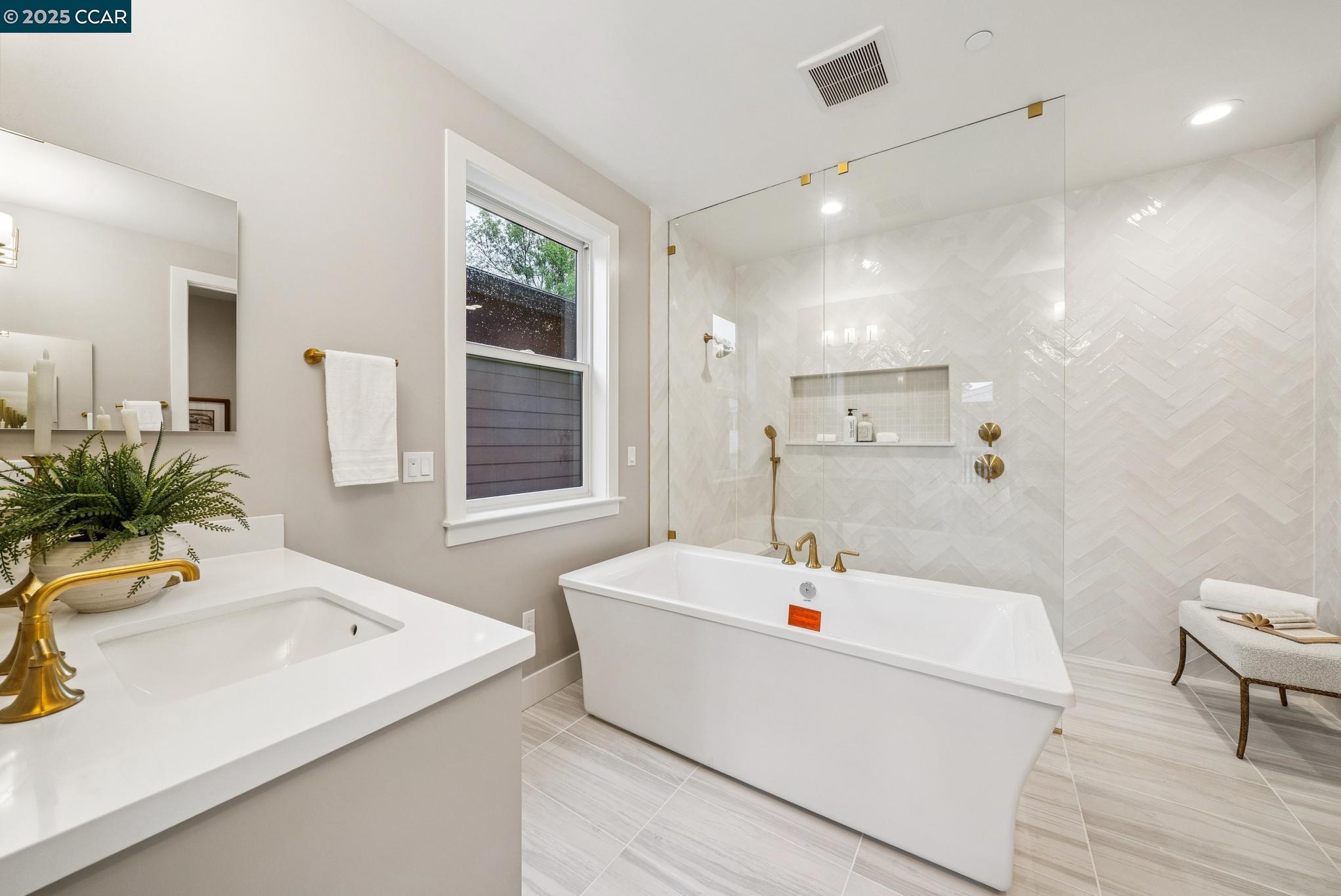 Detail Gallery Image 23 of 41 For 259 Haleena Place, Walnut Creek,  CA 94596 - 4 Beds | 3/1 Baths