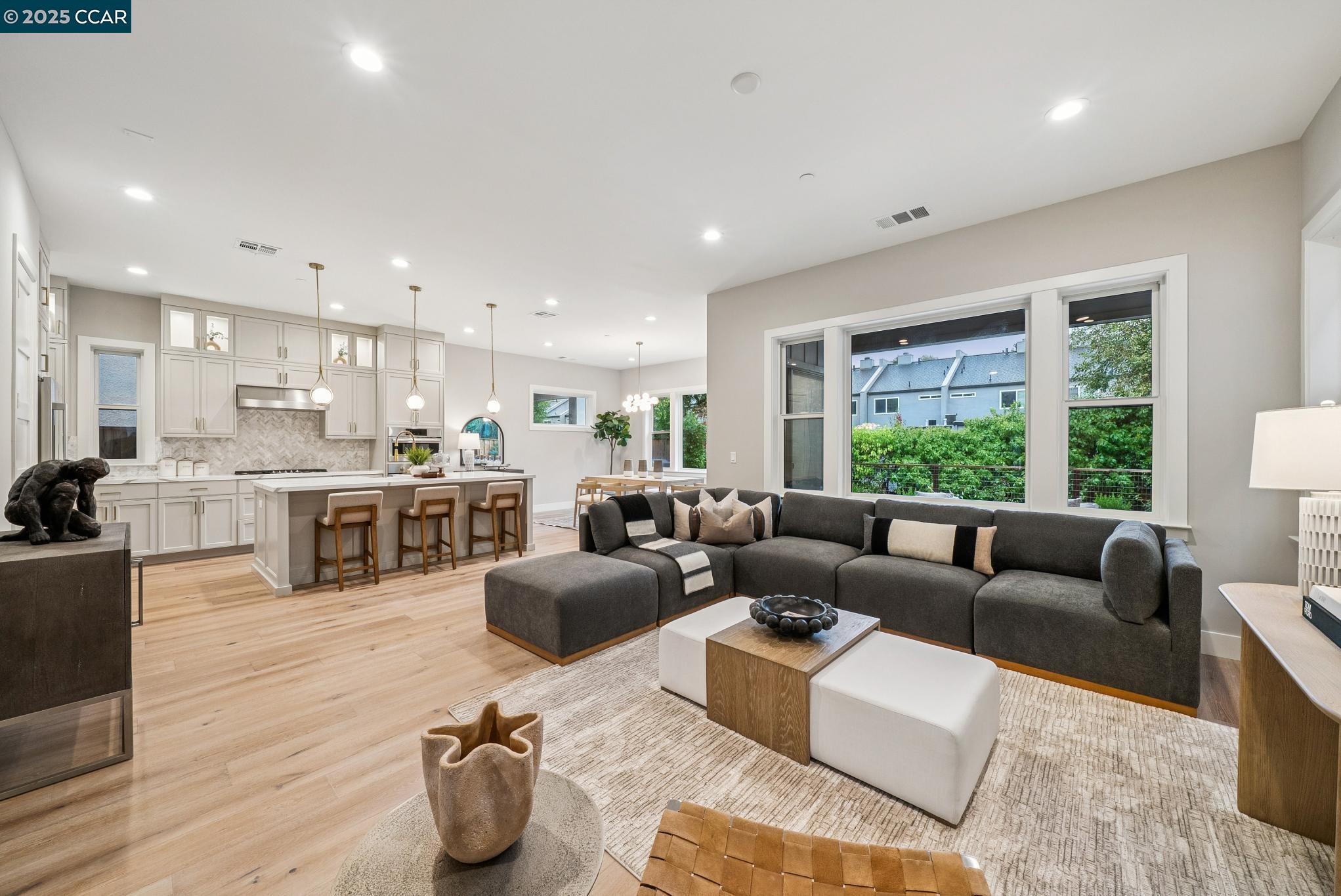 Detail Gallery Image 5 of 41 For 259 Haleena Place, Walnut Creek,  CA 94596 - 4 Beds | 3/1 Baths