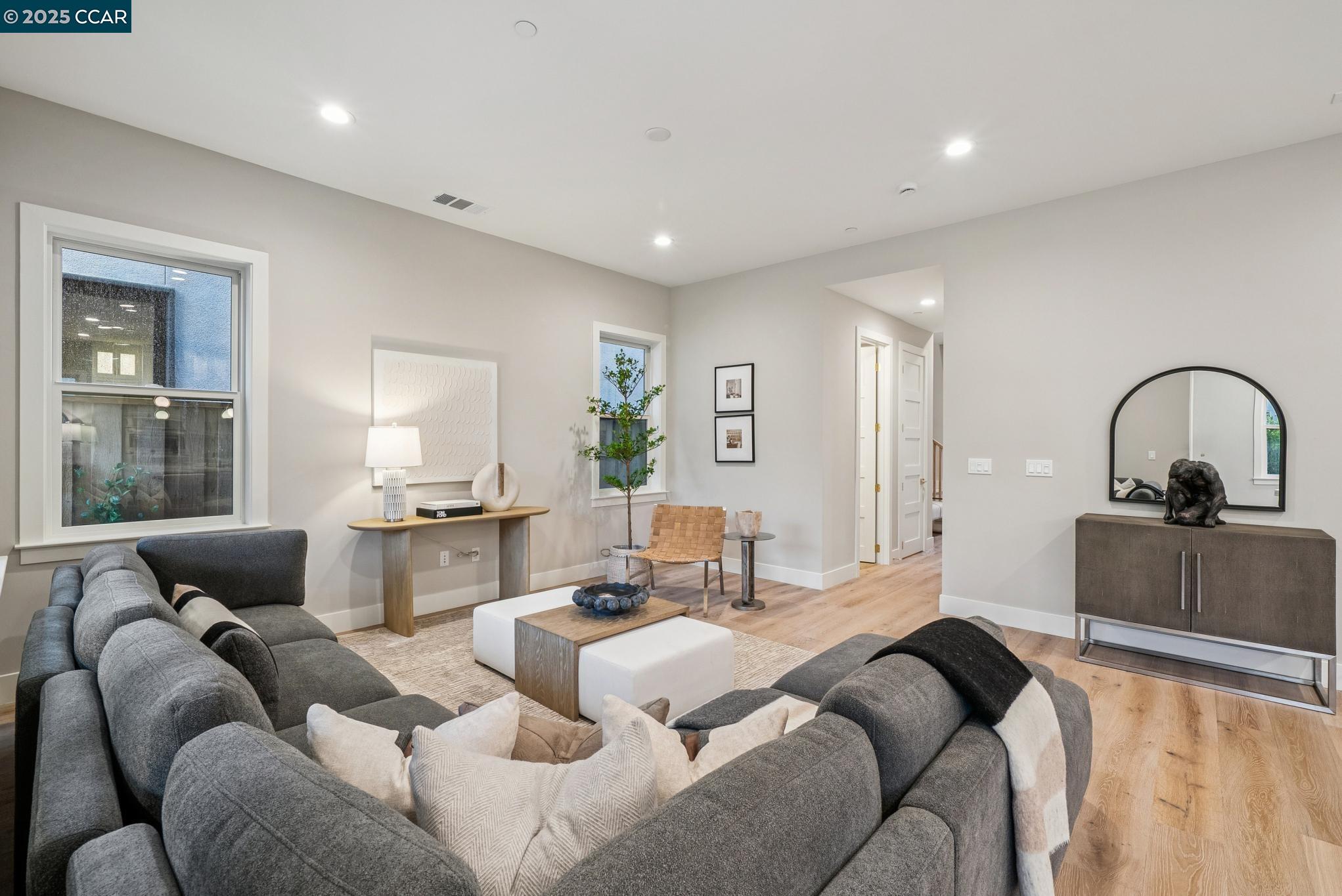 Detail Gallery Image 8 of 41 For 259 Haleena Place, Walnut Creek,  CA 94596 - 4 Beds | 3/1 Baths