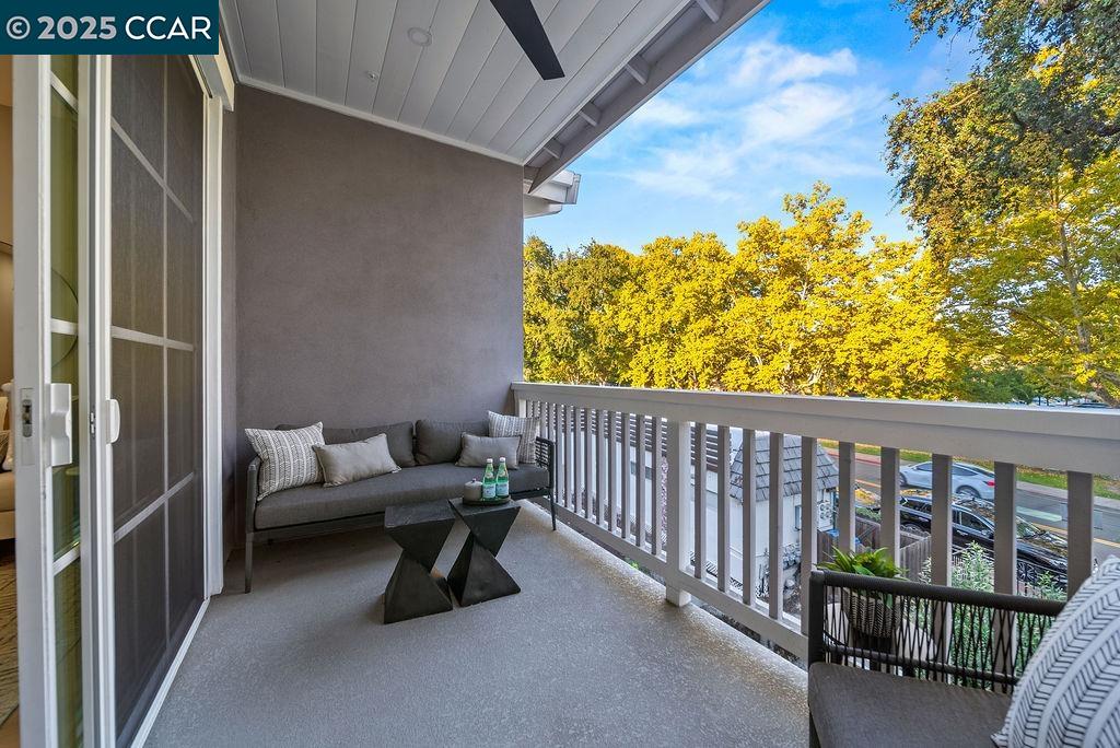 Detail Gallery Image 22 of 23 For 600 Hartz Ave #201,  Danville,  CA 94526 - 2 Beds | 2 Baths
