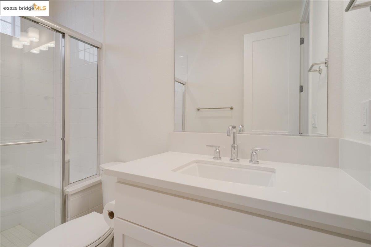 Detail Gallery Image 19 of 57 For 104 Laurel Oak Dr, Pleasant Hill,  CA 94523 - 4 Beds | 3 Baths