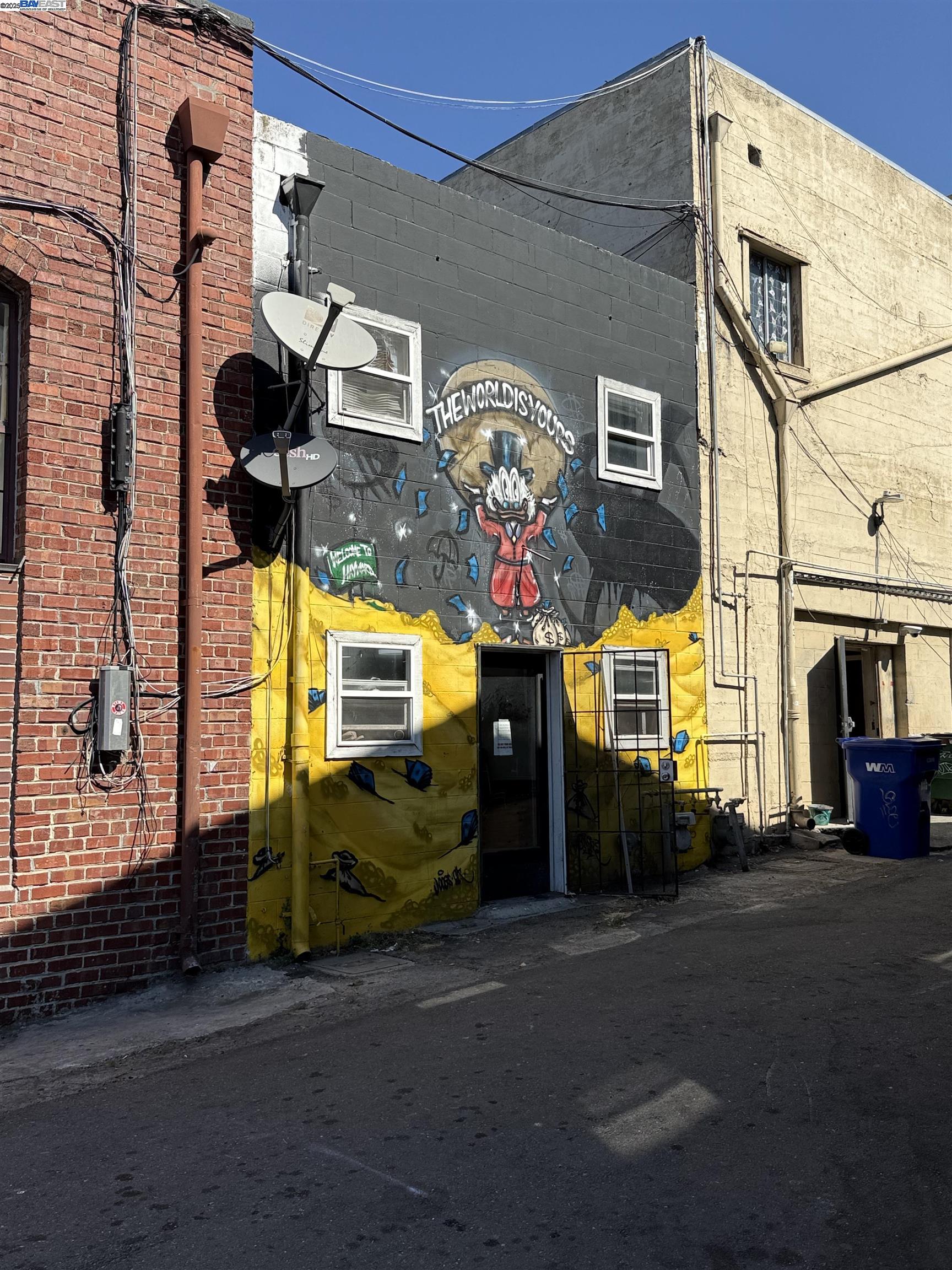 Detail Gallery Image 3 of 3 For 935 B St, Hayward,  CA 94541 - – Beds | – Baths