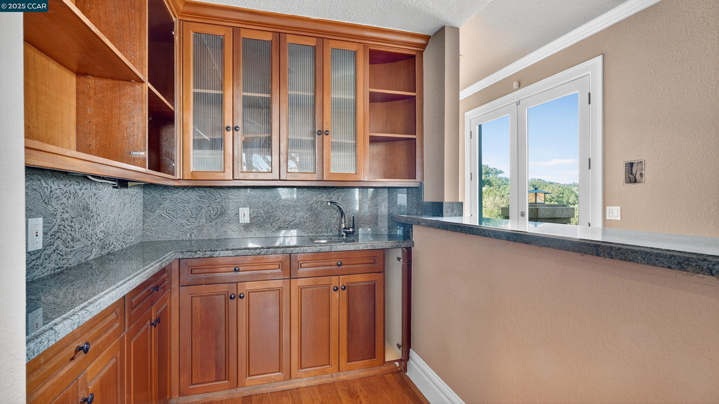 Detail Gallery Image 18 of 45 For 311 Santa Rosa Dr, Los Gatos,  CA 95032 - 5 Beds | 3/1 Baths