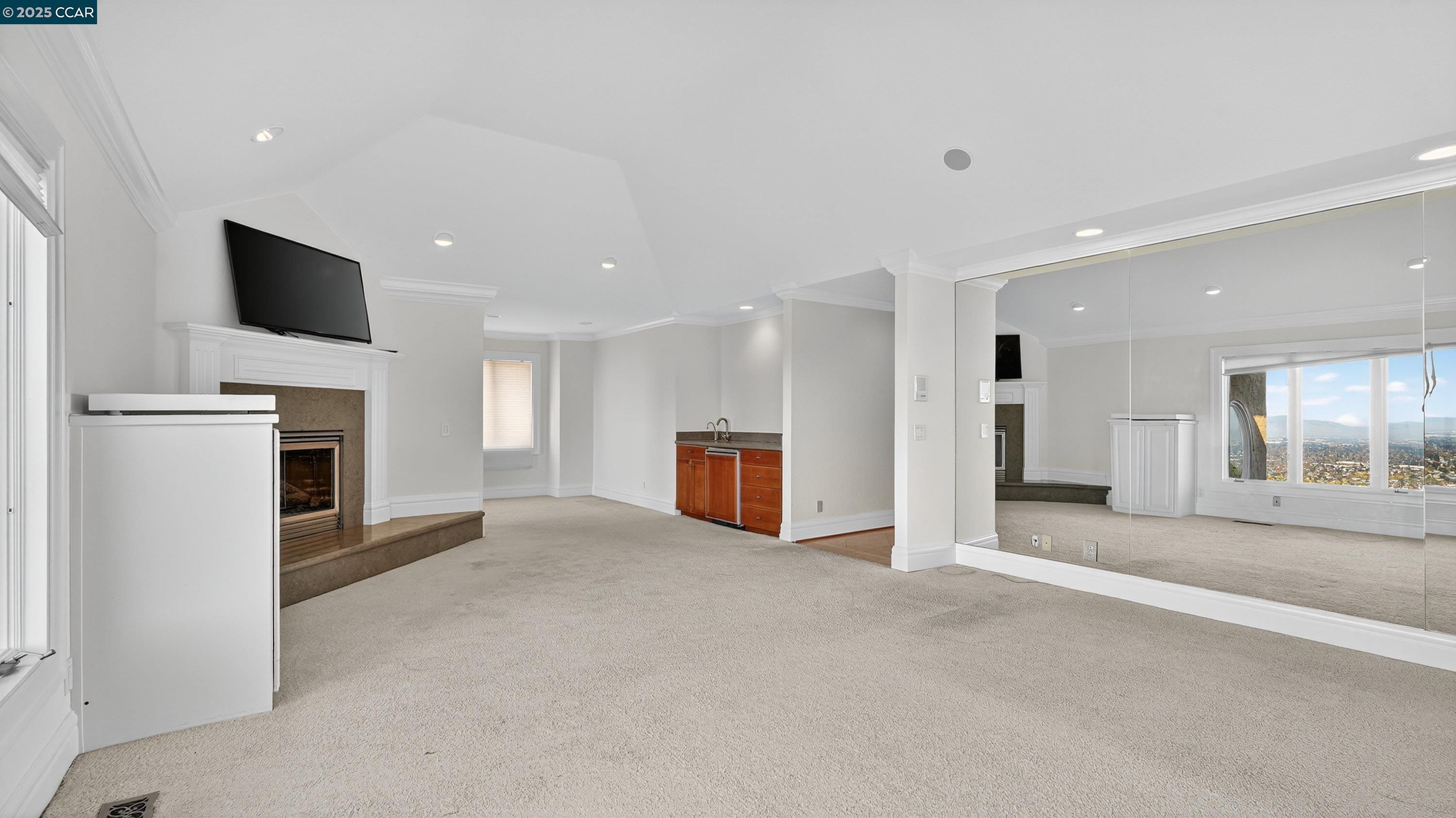 Detail Gallery Image 24 of 45 For 311 Santa Rosa Dr, Los Gatos,  CA 95032 - 5 Beds | 3/1 Baths