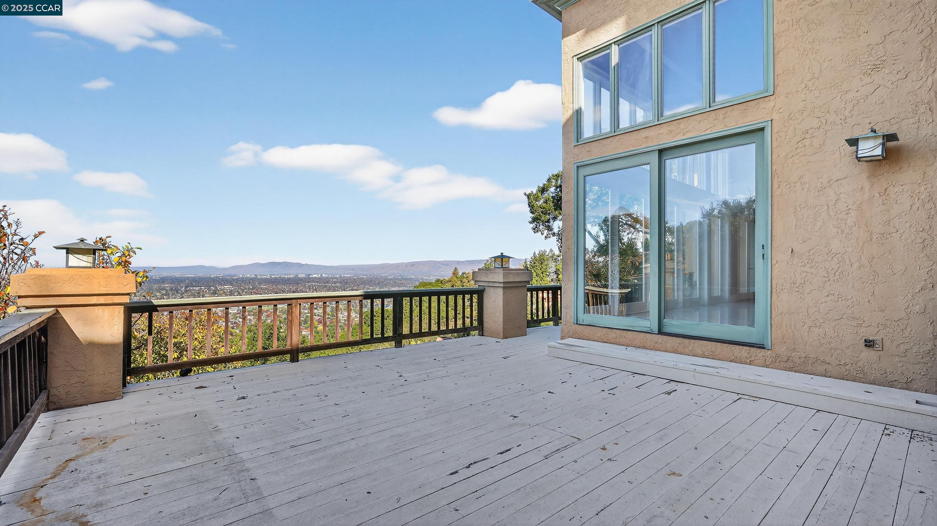 Detail Gallery Image 39 of 45 For 311 Santa Rosa Dr, Los Gatos,  CA 95032 - 5 Beds | 3/1 Baths