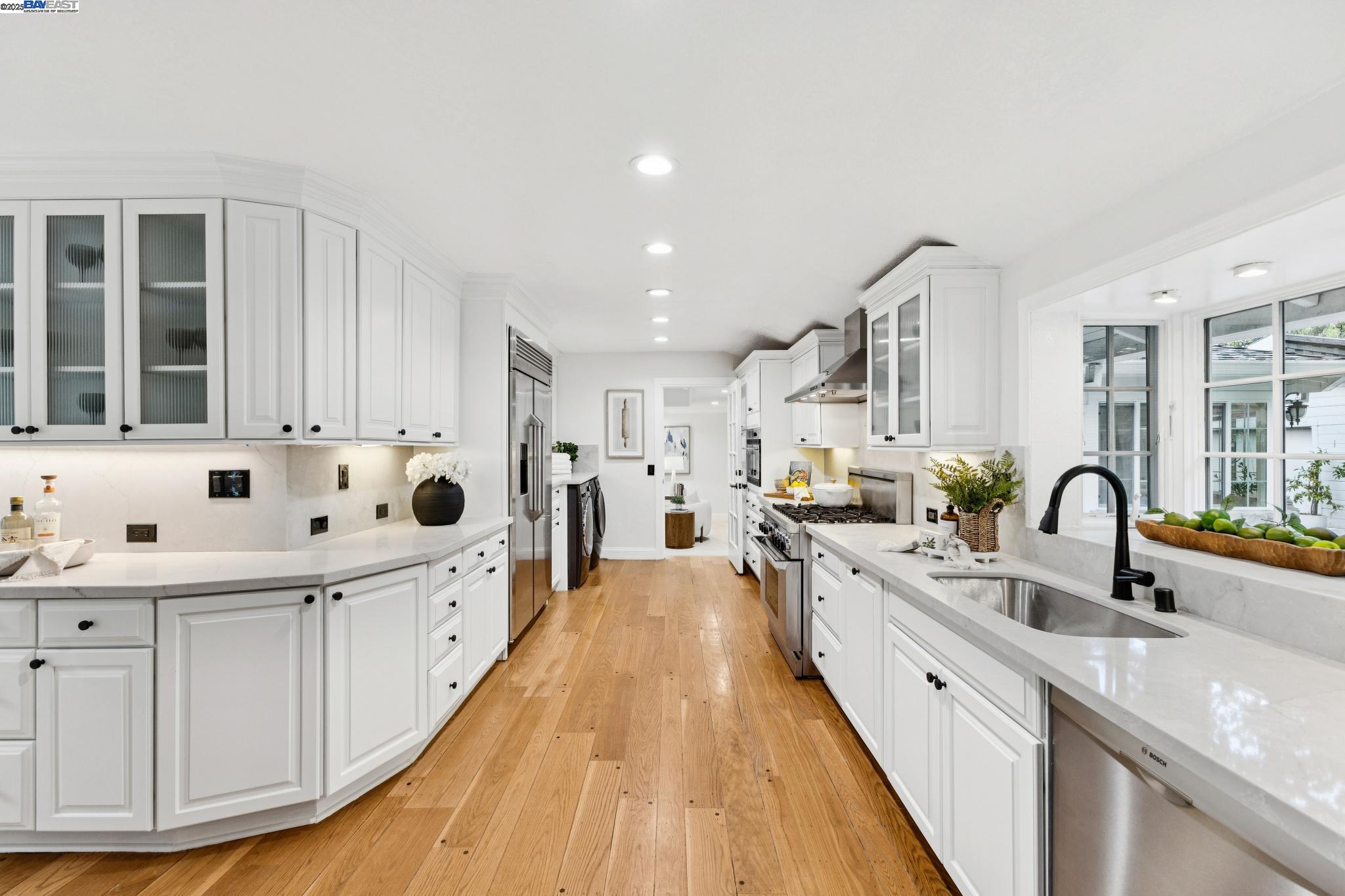 Detail Gallery Image 14 of 60 For 55 Cora Ct, Walnut Creek,  CA 94597 - 4 Beds | 2 Baths