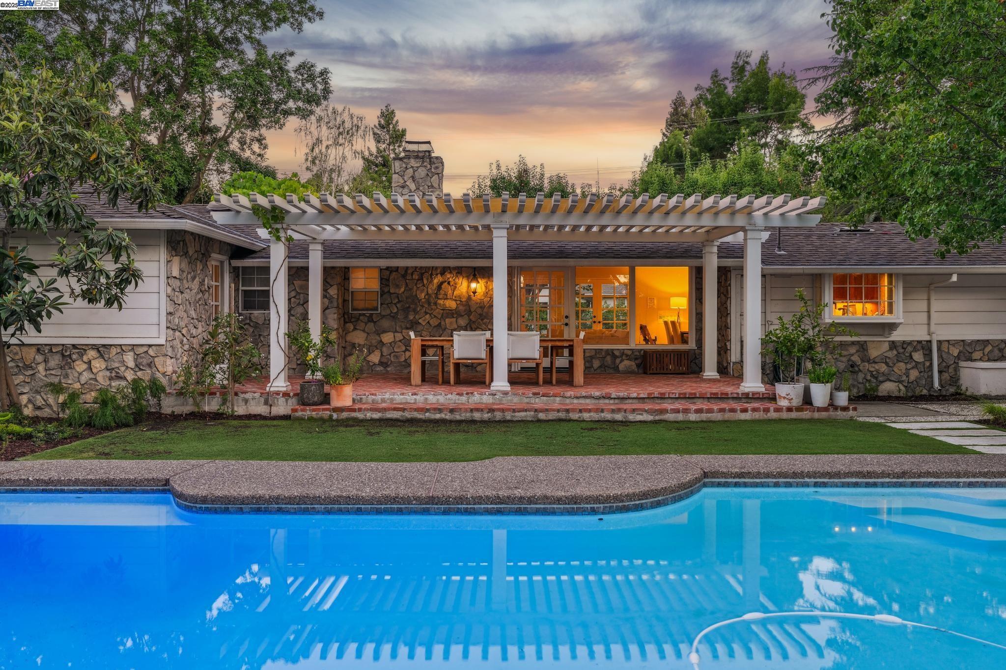 Detail Gallery Image 54 of 60 For 55 Cora Ct, Walnut Creek,  CA 94597 - 4 Beds | 2 Baths